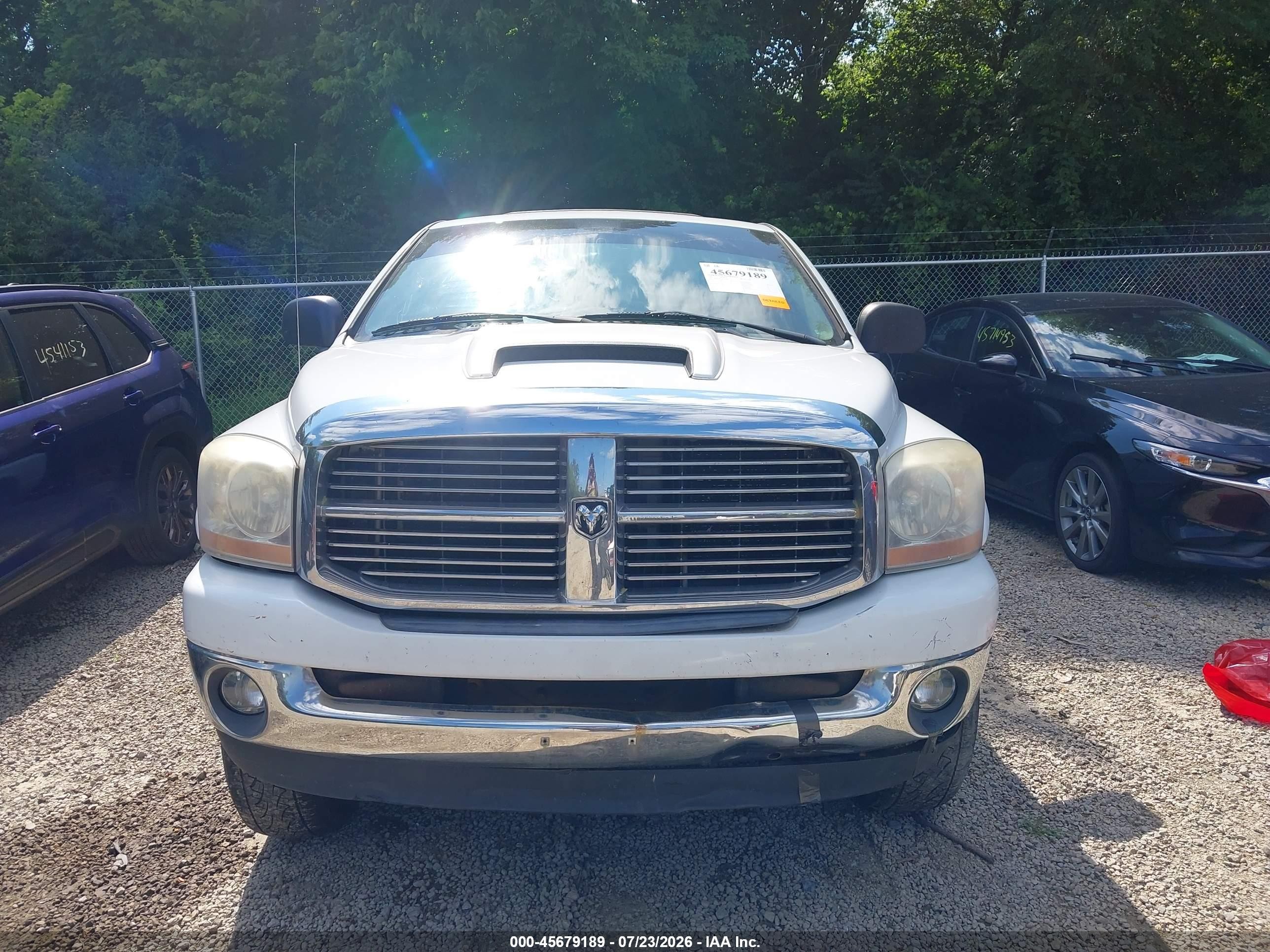 2006 Dodge Ram 1500 Slt/trx4 Off Road/sport Белый vin: 1D7HU18256S705446