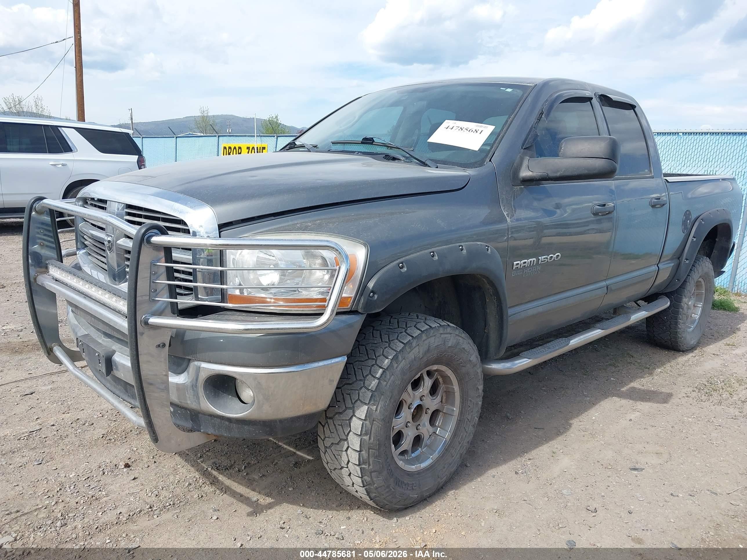 2006 Dodge Ram 1500 Slt/trx4 Off Road/sport Серый vin: 1D7HU18266S682131