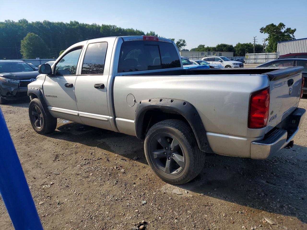 2007 Dodge Ram 1500 St Silver vin: 1D7HU18267J557668