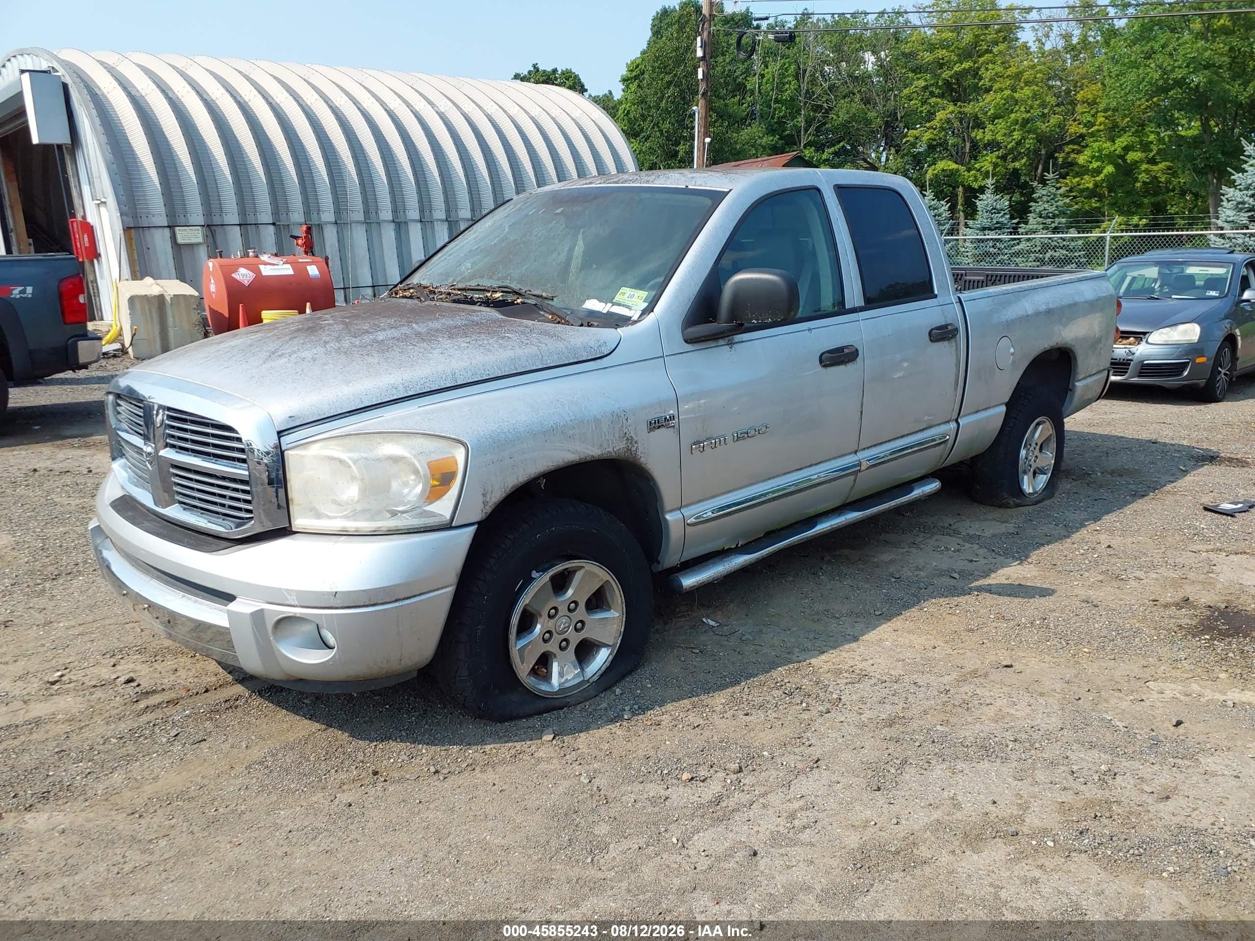 2007 Dodge Ram 1500 Laramie Серебряный vin: 1D7HU18267S140576