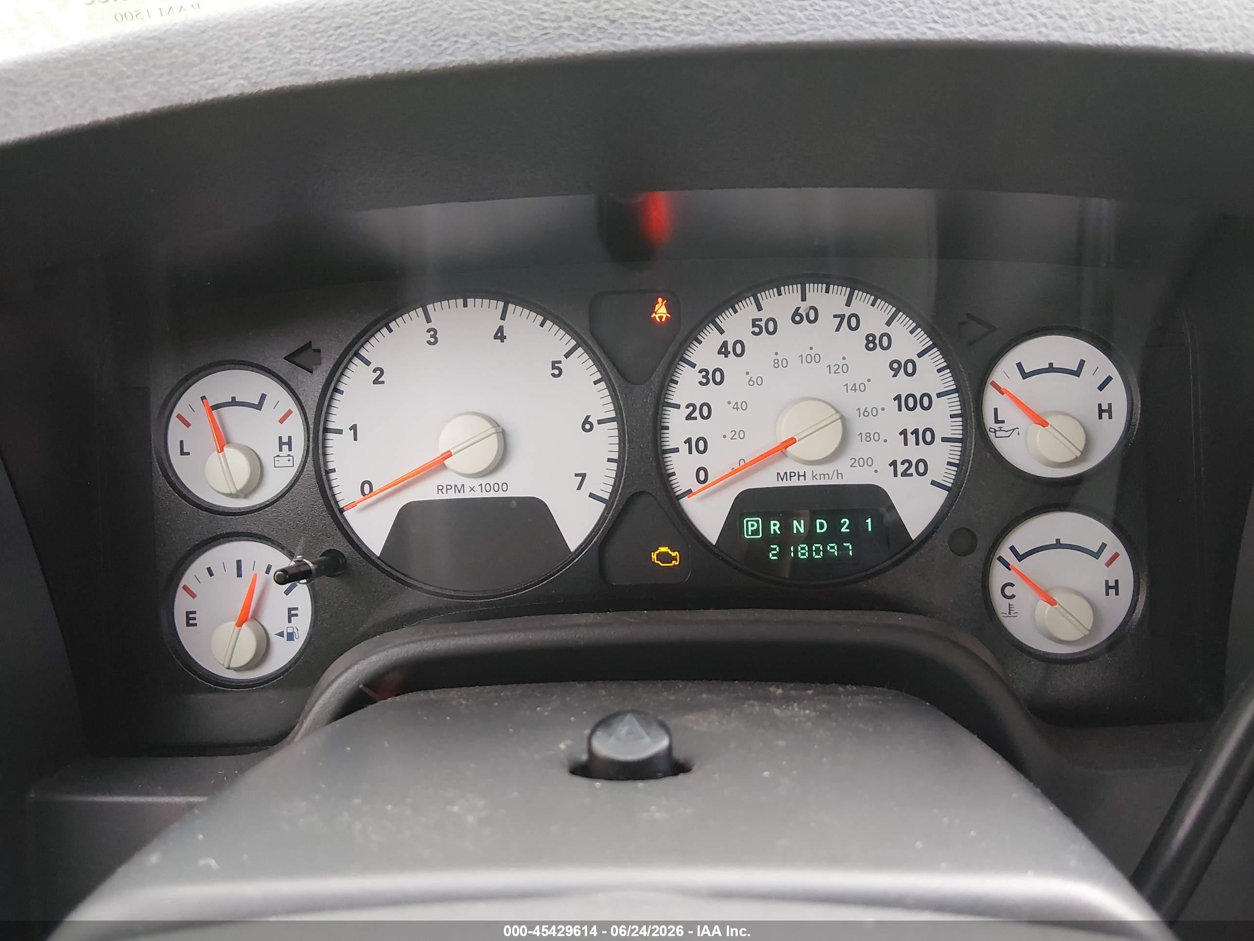 2007 Dodge Ram 1500 Slt/trx4 Off Road/sport White vin: 1D7HU18267S183900