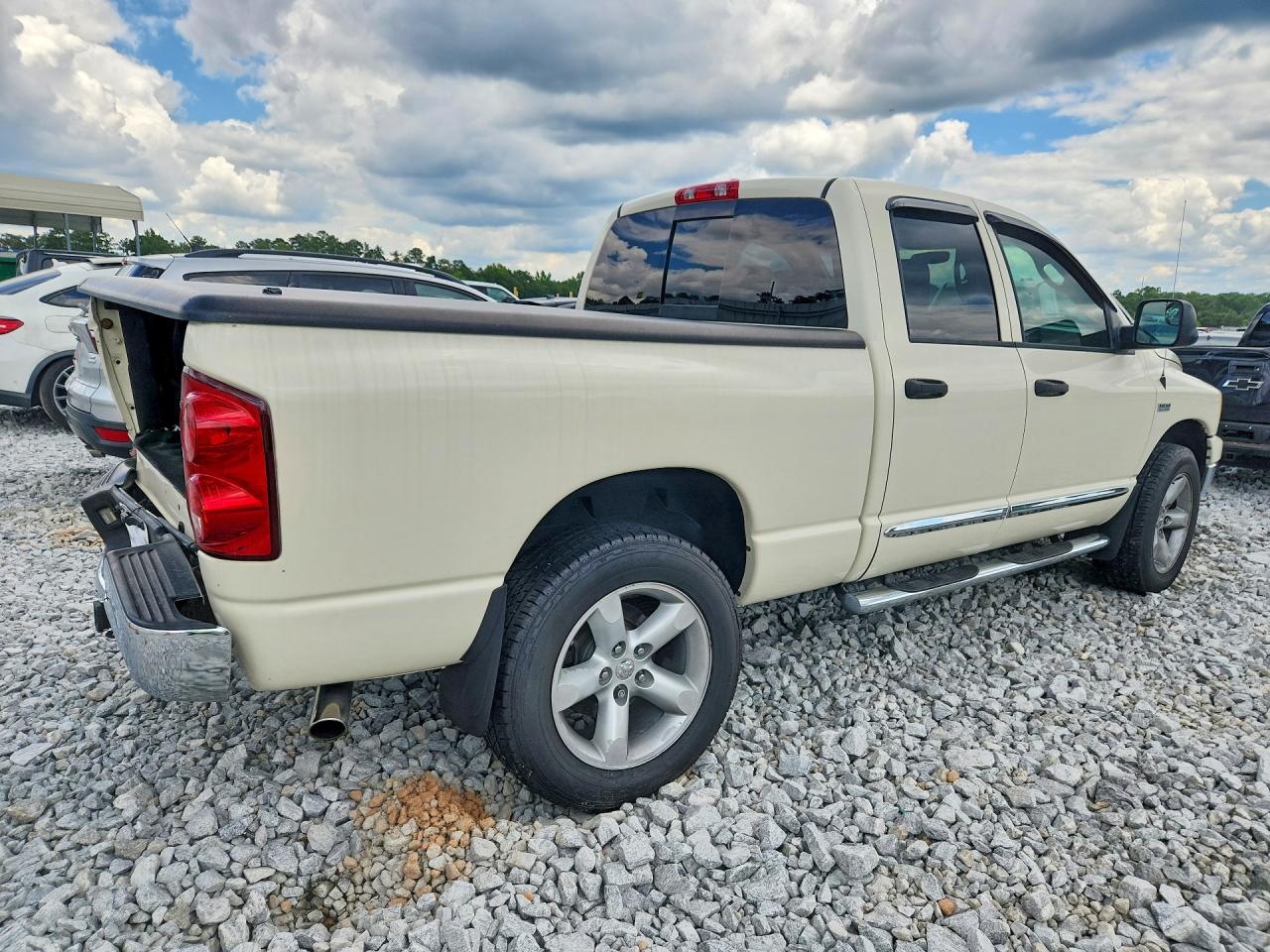 2008 Dodge Ram 1500 St Beige vin: 1D7HU18268J164450