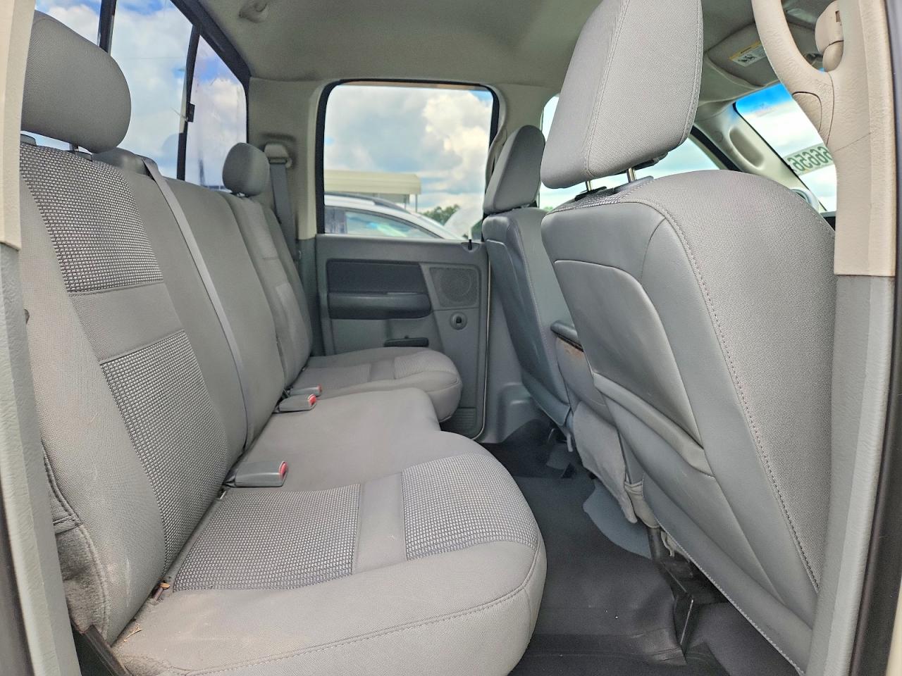 2008 Dodge Ram 1500 St Beige vin: 1D7HU18268J164450