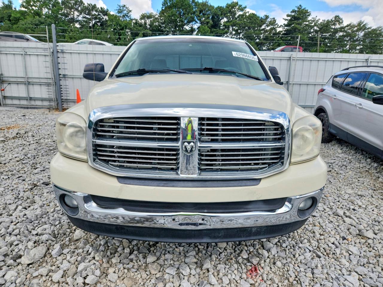 2008 Dodge Ram 1500 St Beige vin: 1D7HU18268J164450