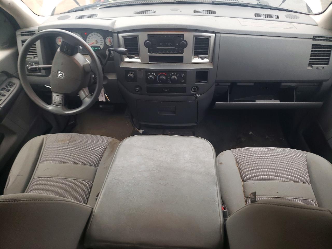 2008 Dodge Ram 1500 St Silver vin: 1D7HU18268S607688