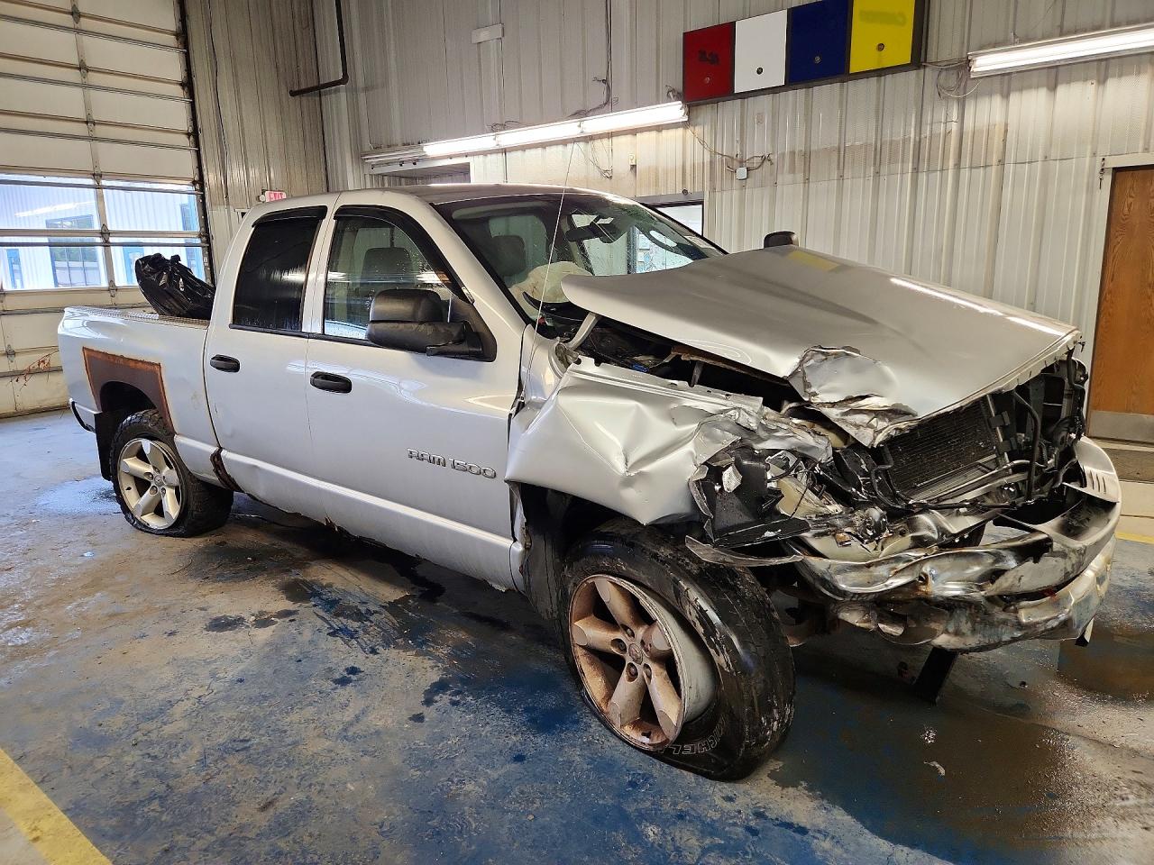 2006 Dodge Ram 1500 St Серебряный vin: 1D7HU18276S608068