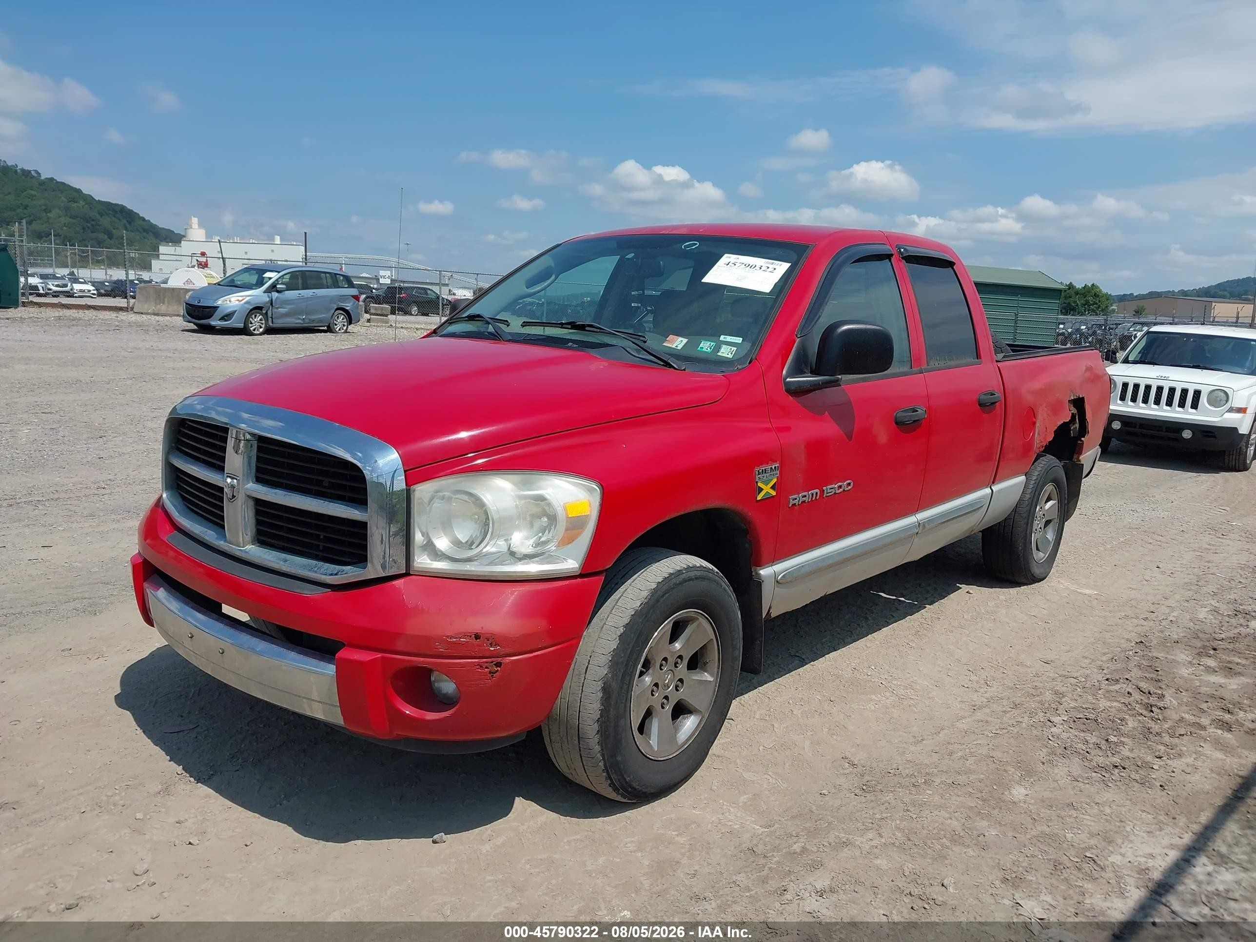 2007 Dodge Ram 1500 Laramie Красный vin: 1D7HU18277S115105