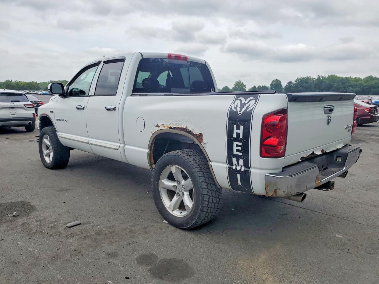 2007 Dodge Ram 1500 St White vin: 1D7HU18277S170329
