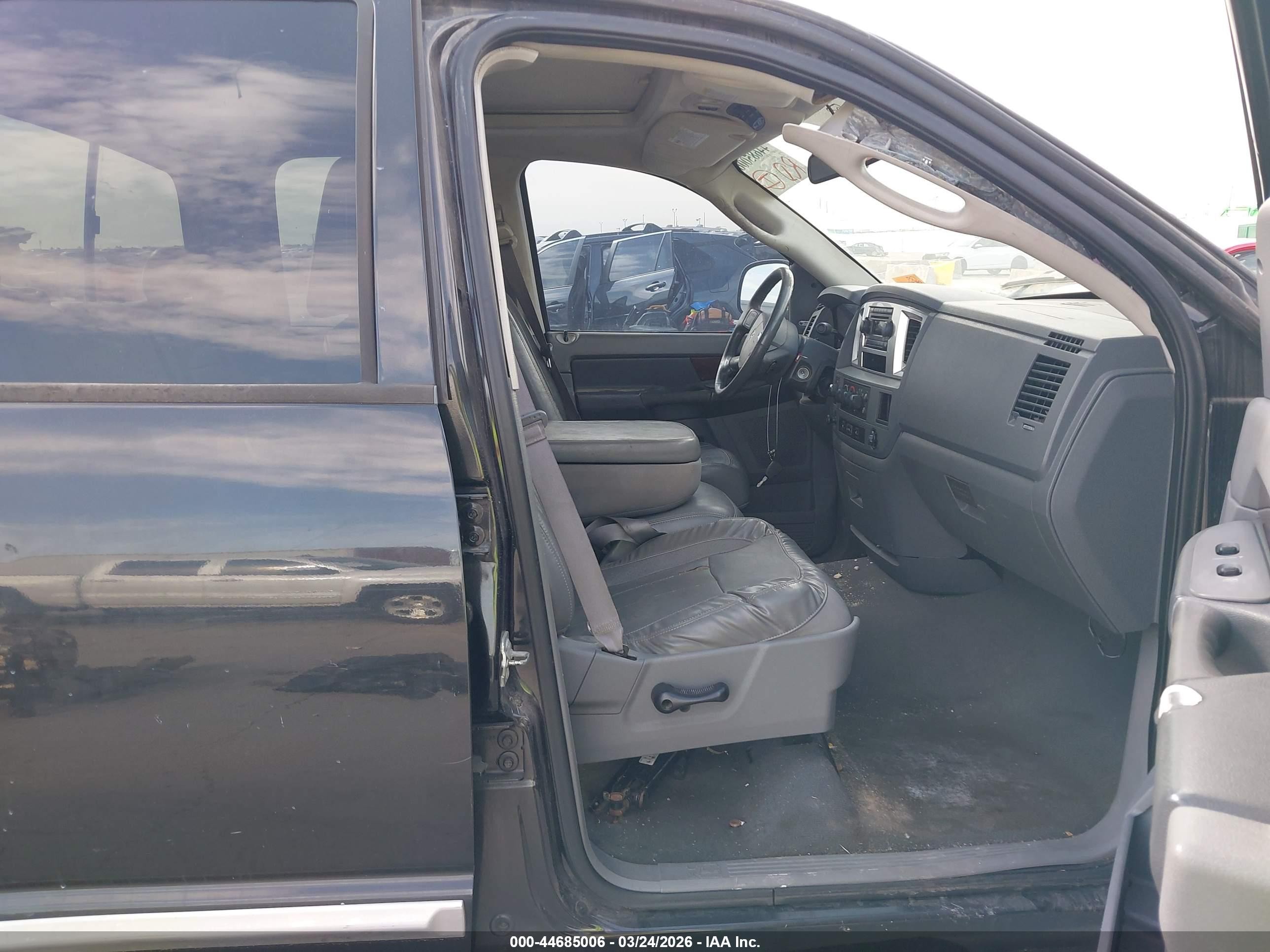2008 Dodge Ram 1500 Slt Black vin: 1D7HU18288S618255