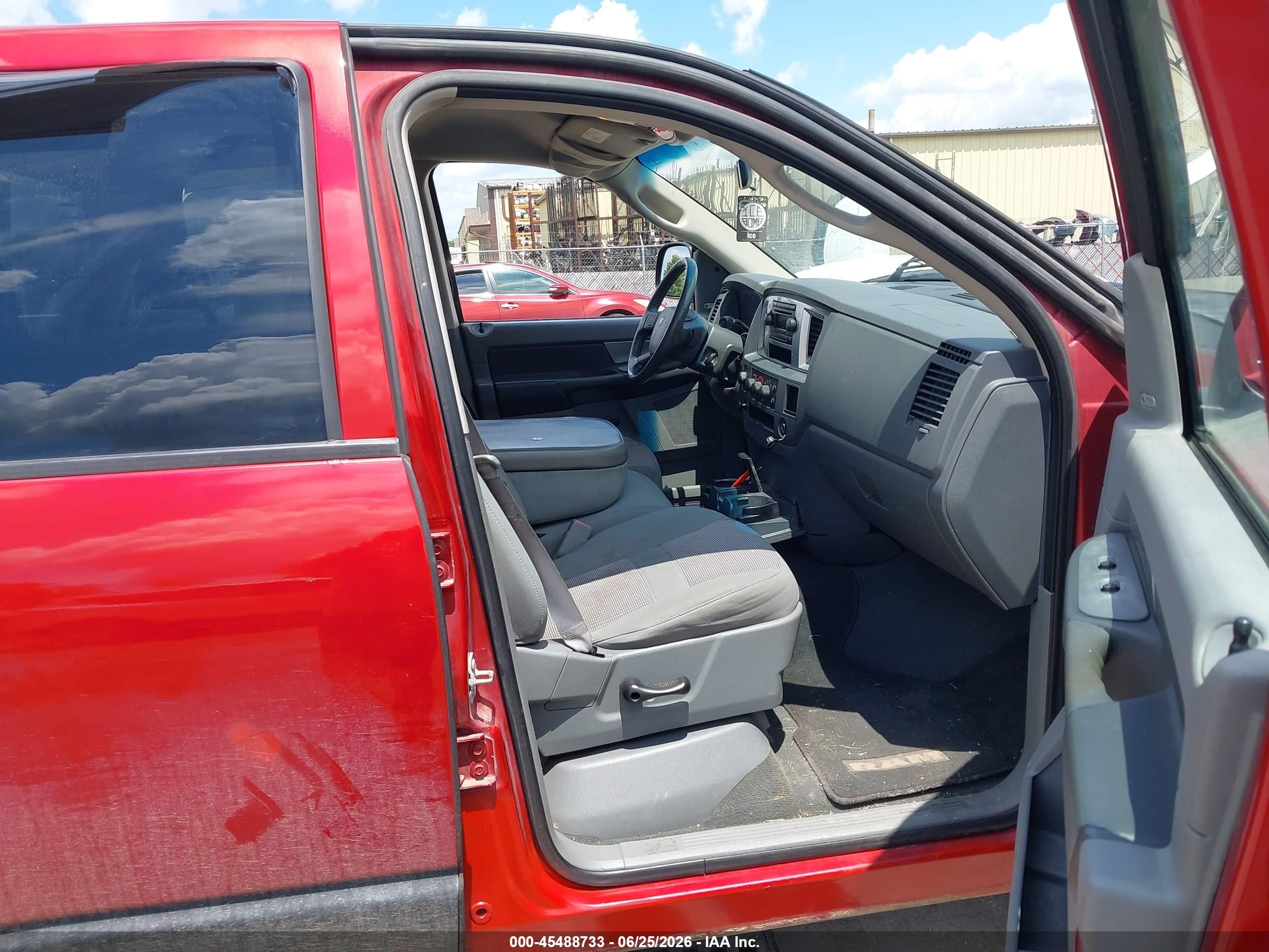 2007 Dodge Ram 1500 Slt/trx4 Off Road/sport Red vin: 1D7HU18297S189657