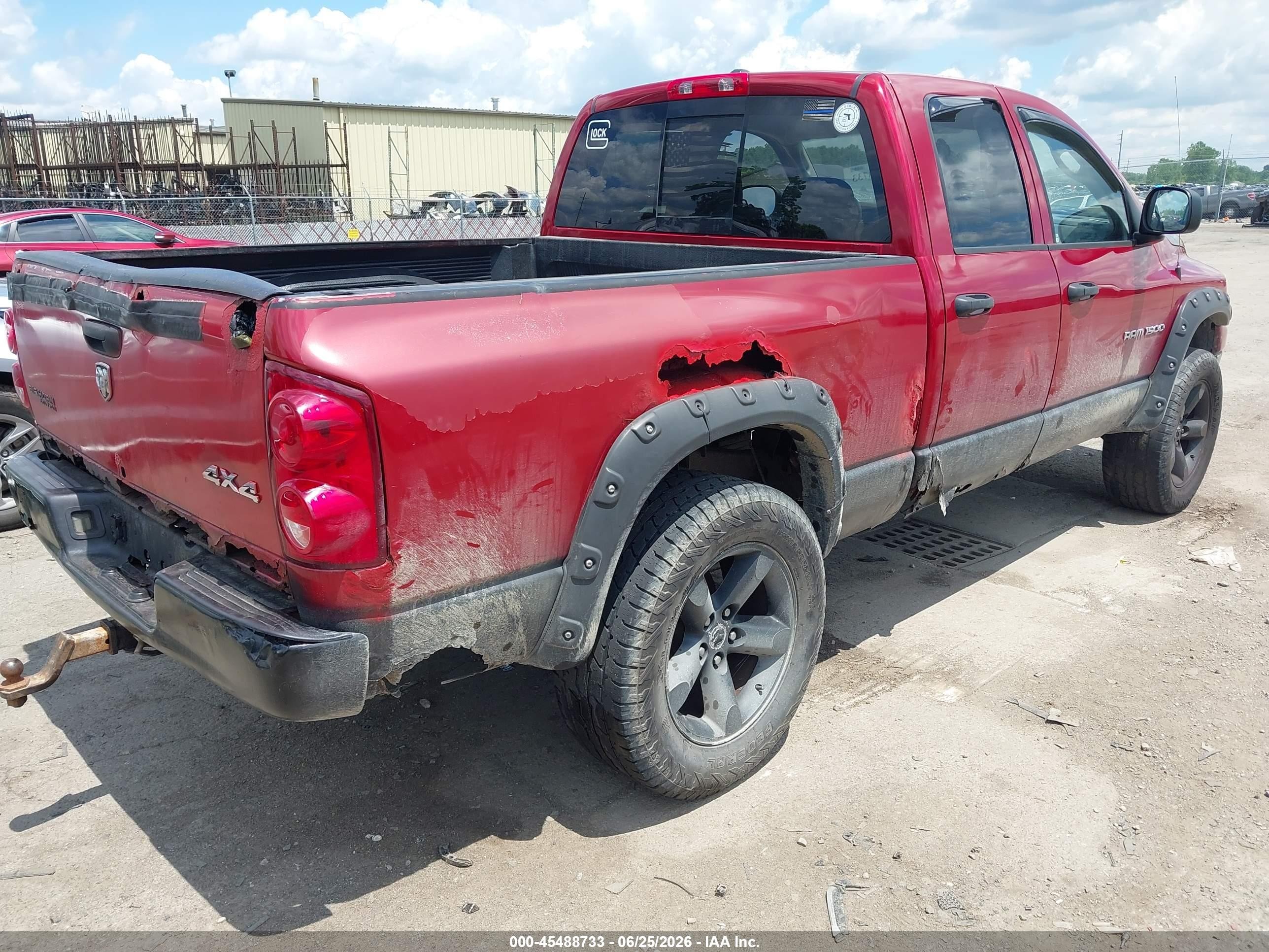2007 Dodge Ram 1500 Slt/trx4 Off Road/sport Red vin: 1D7HU18297S189657