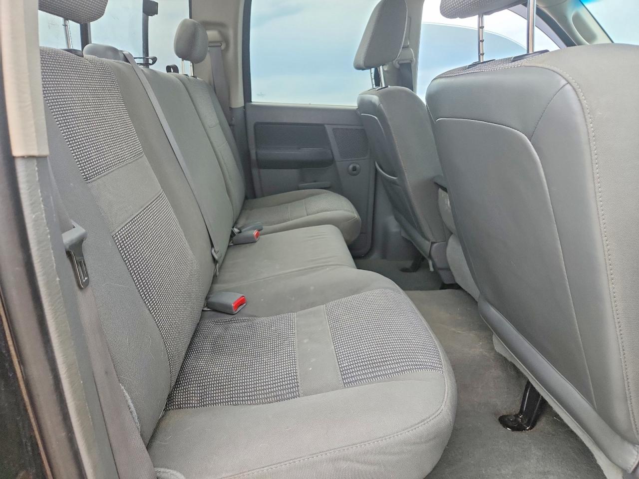 2006 Dodge Ram 1500 St Черный vin: 1D7HU182X6S679314
