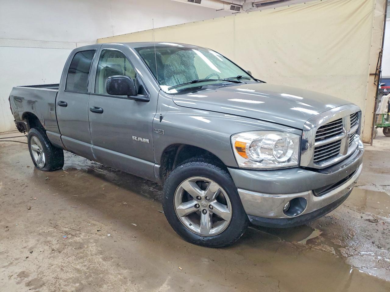 2008 Dodge Ram 1500 St Silver vin: 1D7HU182X8S581029