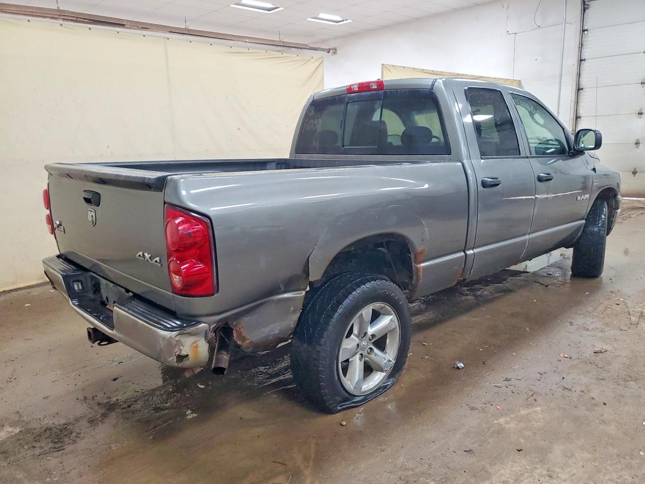 2008 Dodge Ram 1500 St Silver vin: 1D7HU182X8S581029