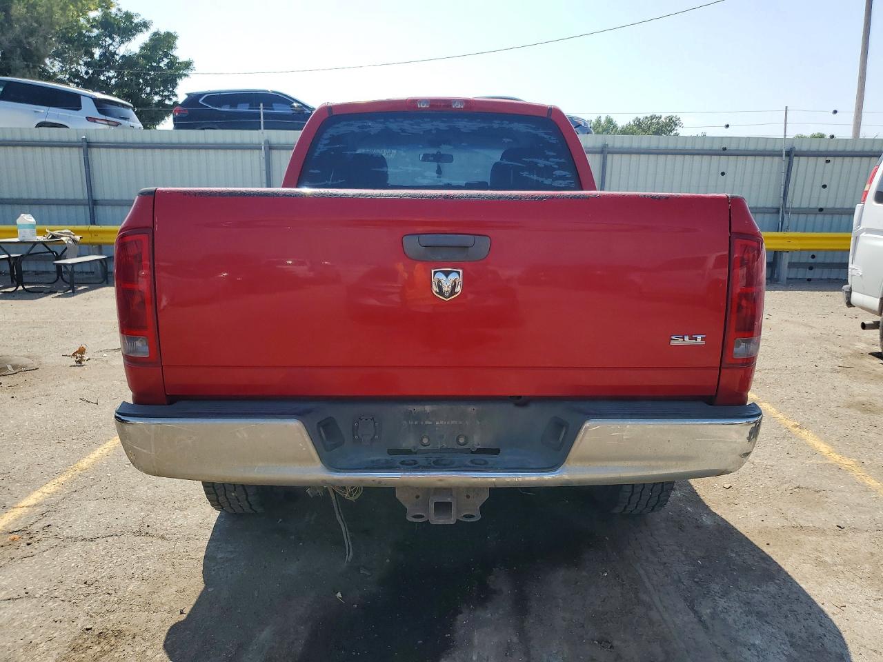 2005 Dodge Ram 1500 St Red vin: 1D7HU18D05J505046