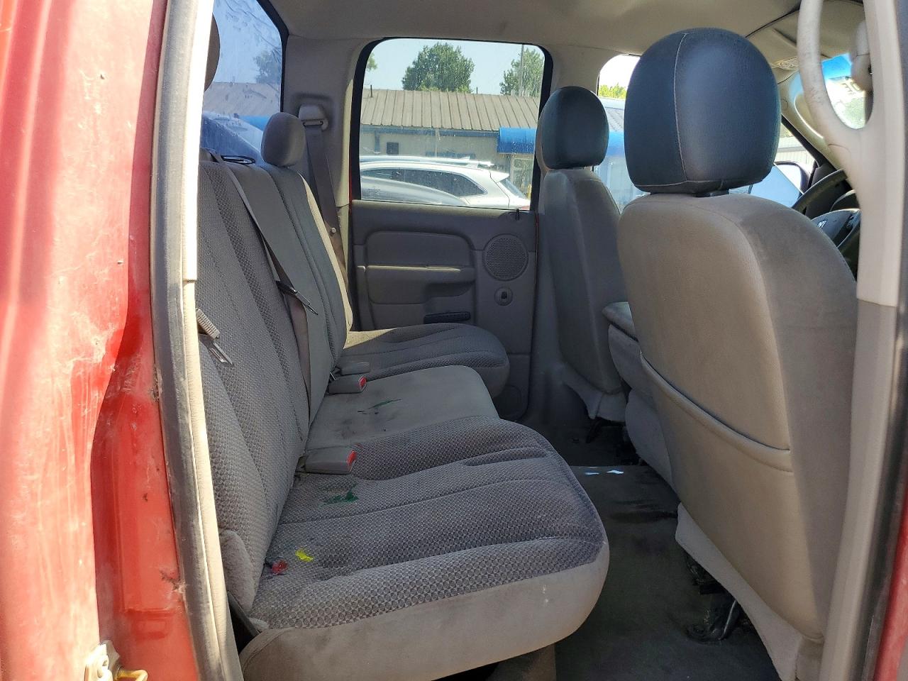 2005 Dodge Ram 1500 St Red vin: 1D7HU18D05J505046
