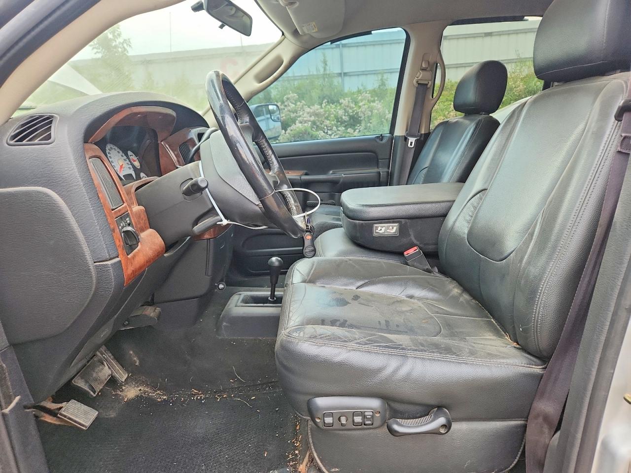 2003 Dodge Ram 1500 St Silver vin: 1D7HU18D13S249927