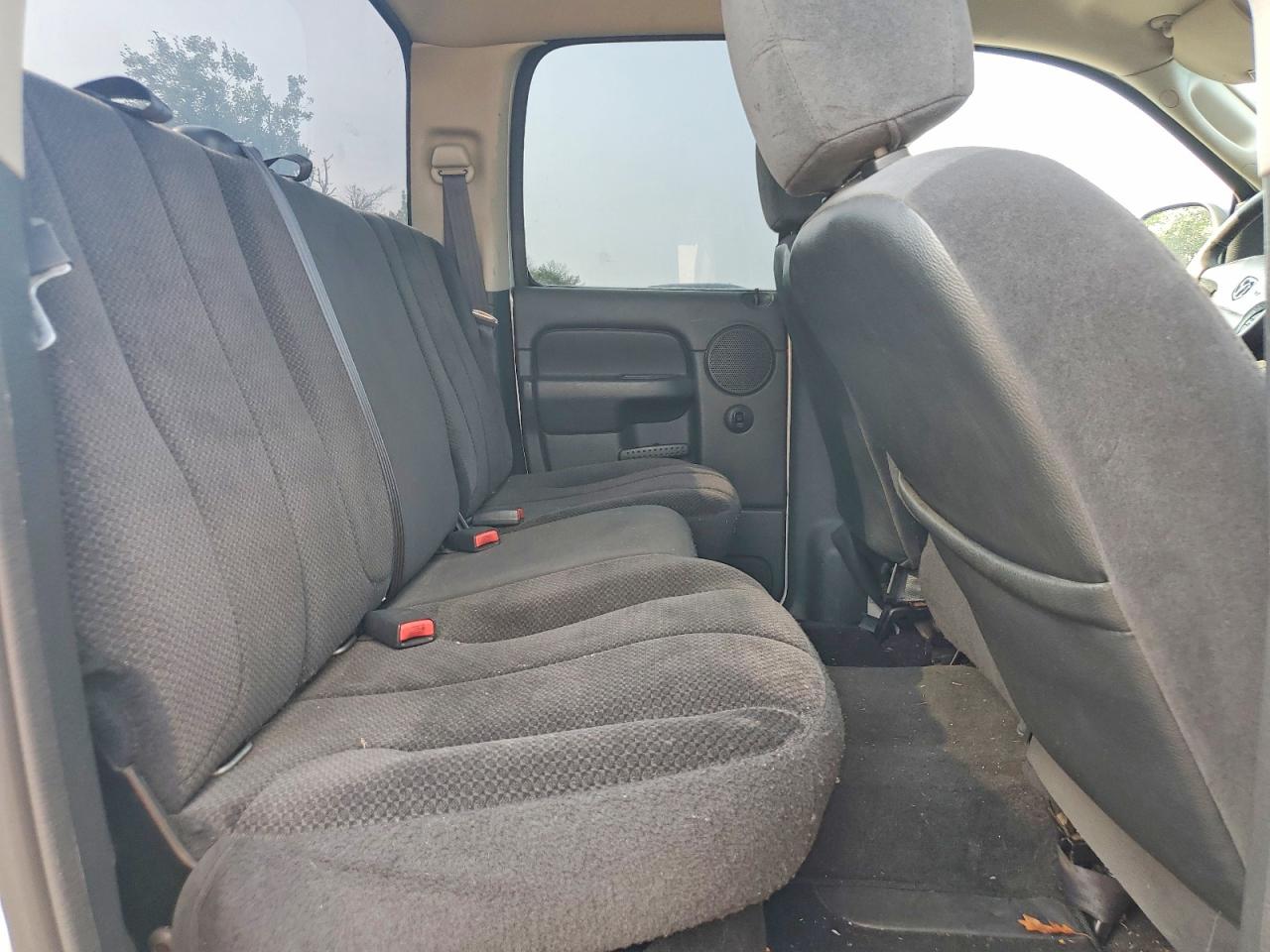 2003 Dodge Ram 1500 St Silver vin: 1D7HU18D23S222526
