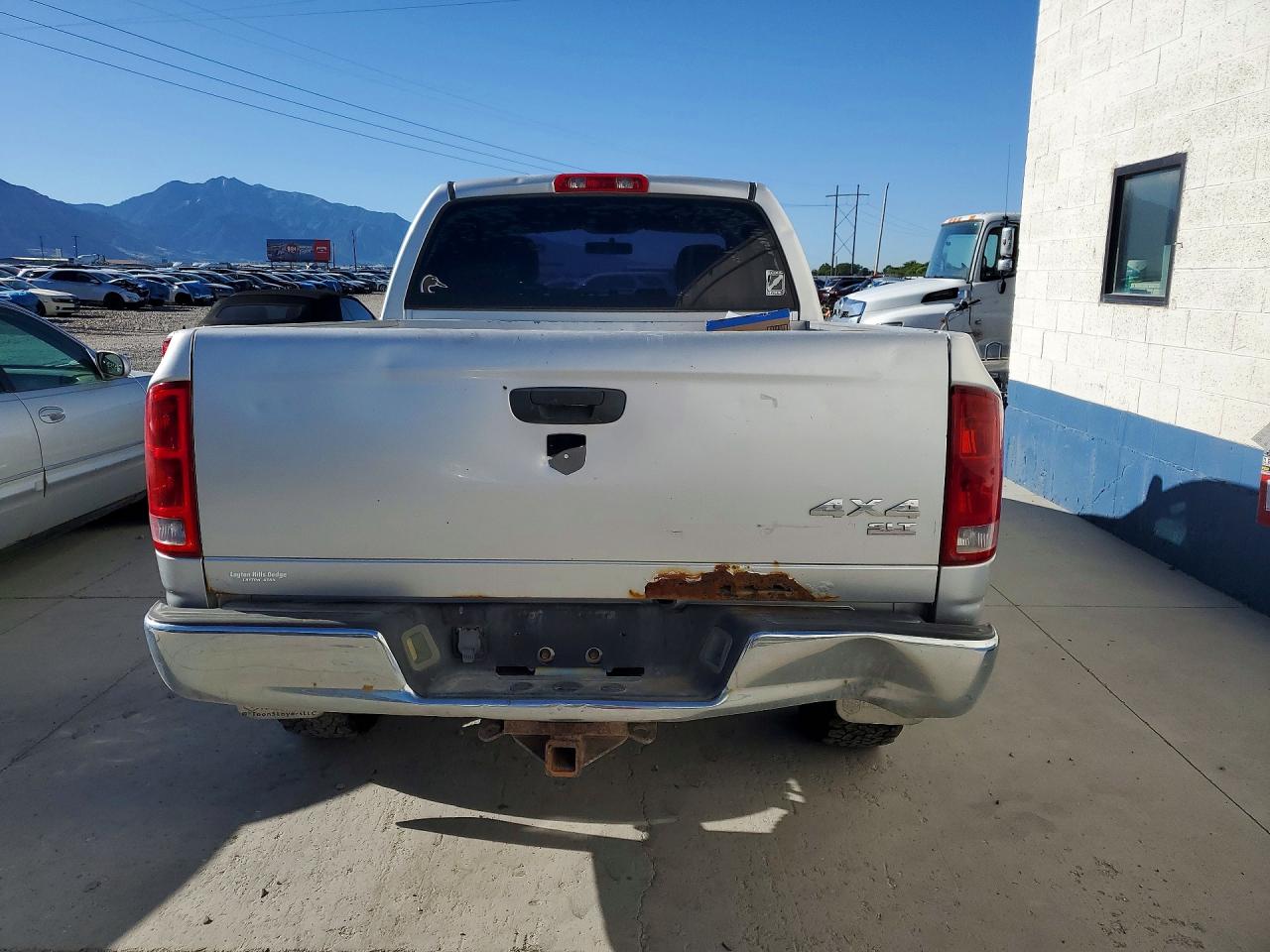 2005 Dodge Ram 1500 St Silver vin: 1D7HU18D25J623003