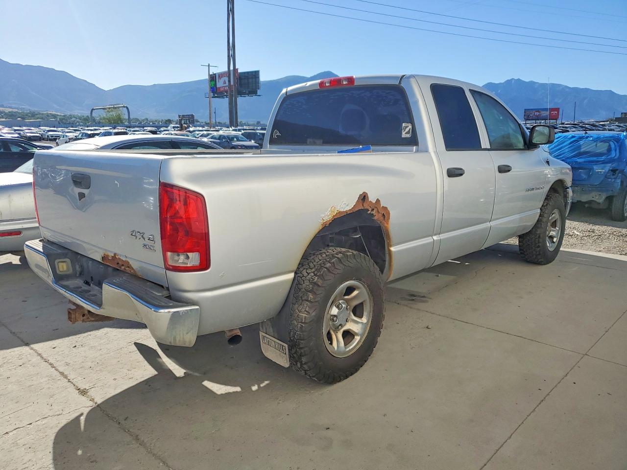 2005 Dodge Ram 1500 St Silver vin: 1D7HU18D25J623003