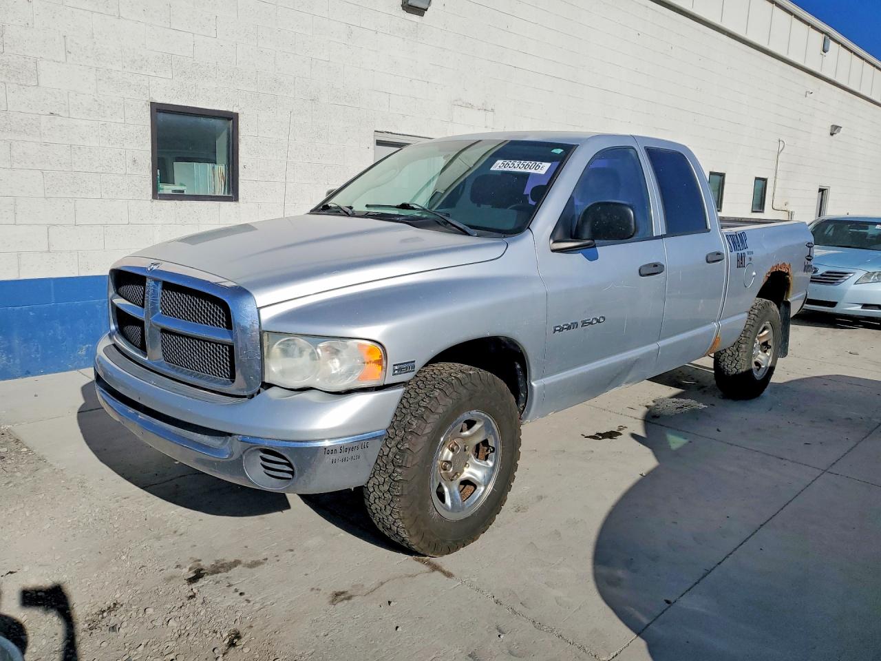 2005 Dodge Ram 1500 St Silver vin: 1D7HU18D25J623003