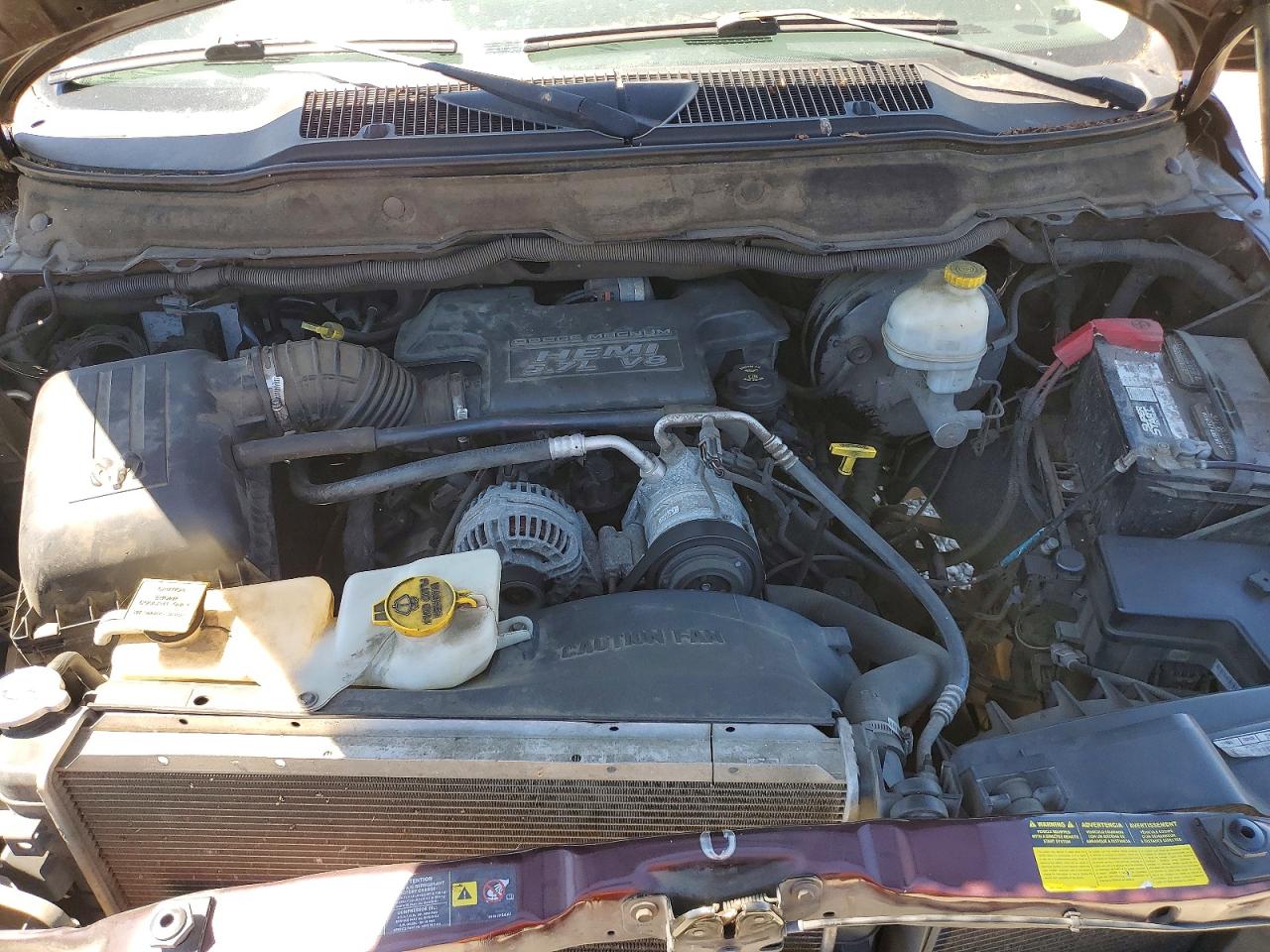 2005 Dodge Ram 1500 St Burgundy vin: 1D7HU18D25S108383