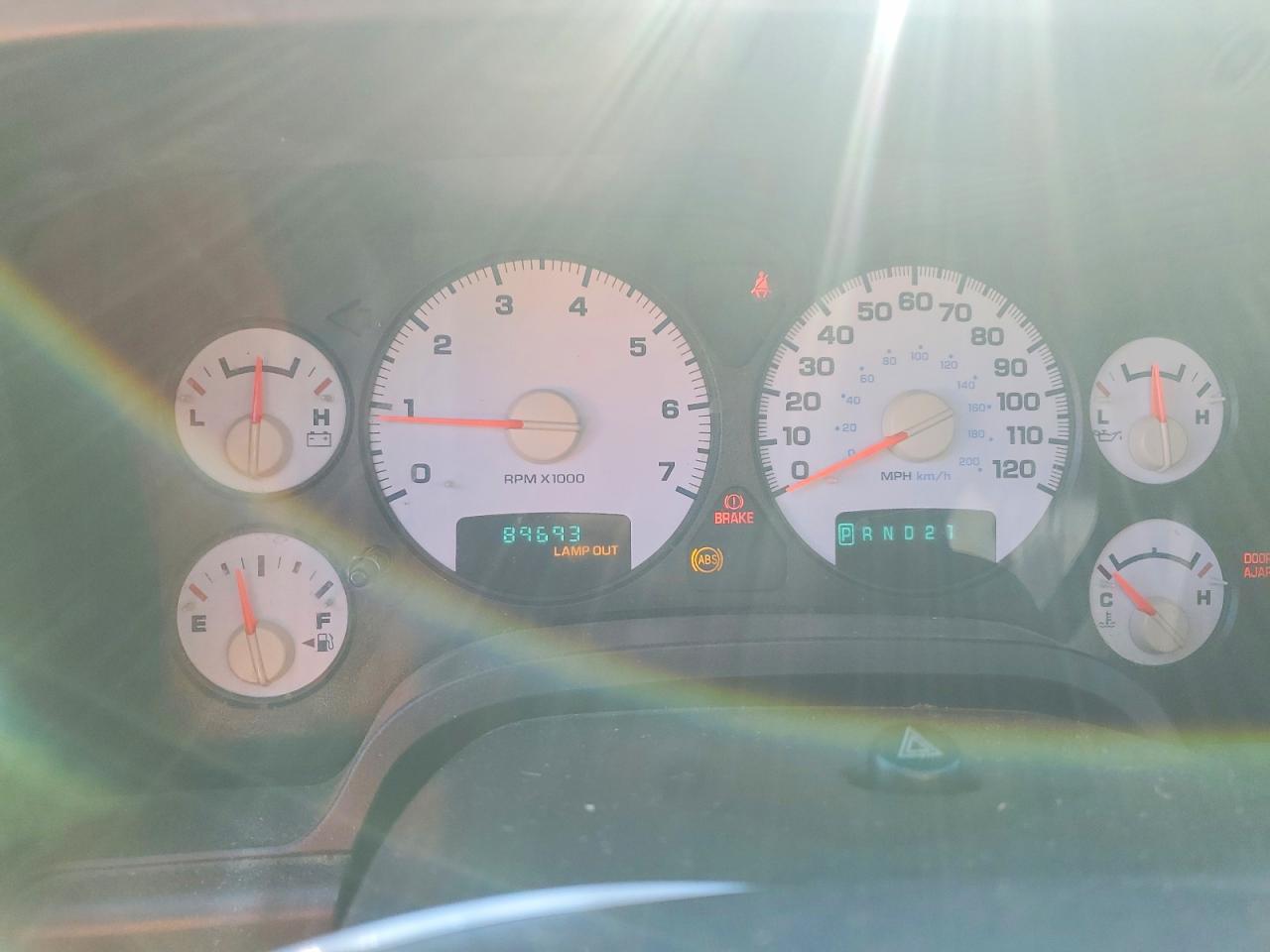 2004 Dodge Ram 1500 St Серебряный vin: 1D7HU18D34J154485