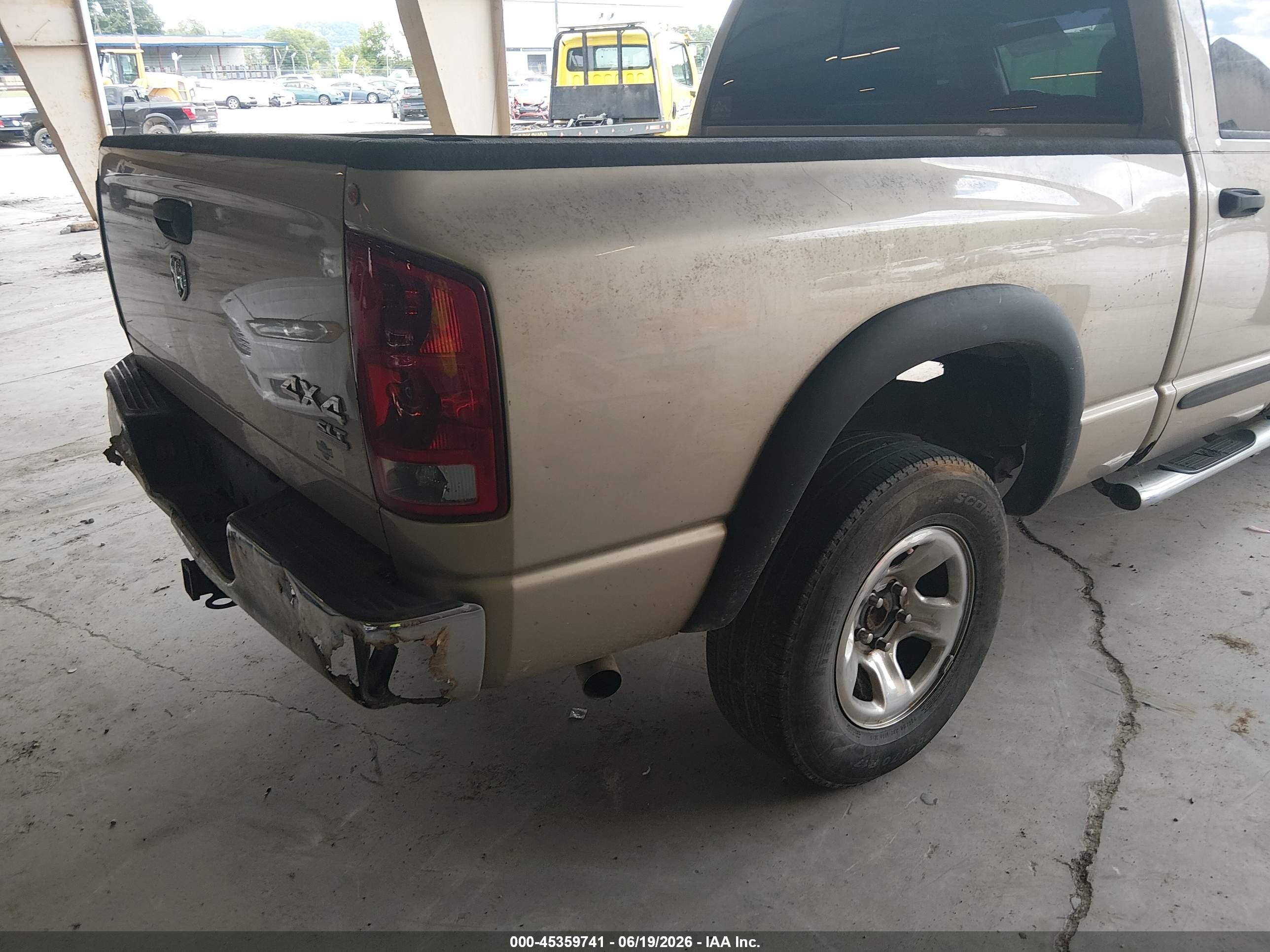 2005 Dodge Ram 1500 Slt/laramie Коричневый vin: 1D7HU18D35S108599