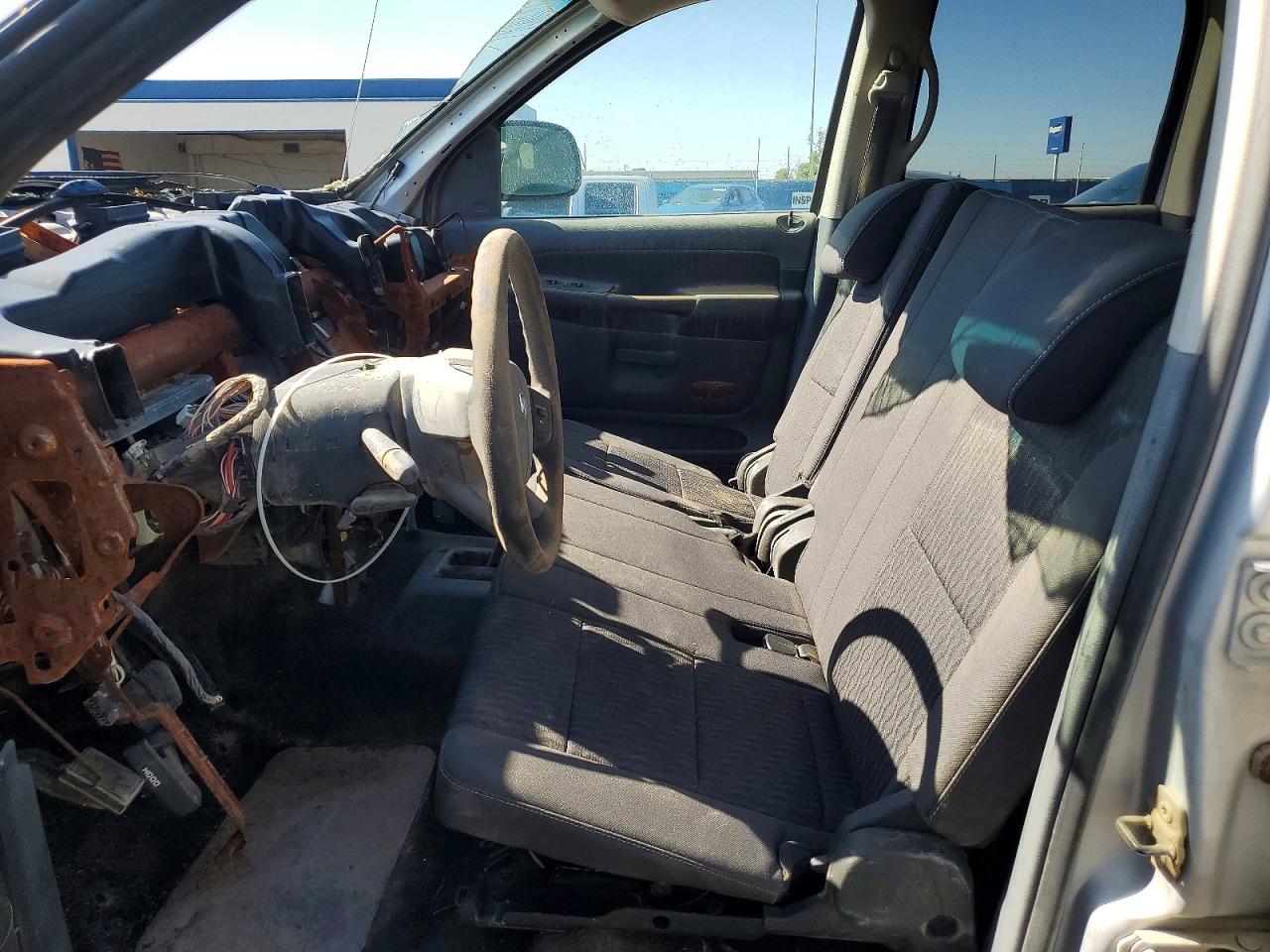 2005 Dodge Ram 1500 St Серебряный vin: 1D7HU18D35S217421