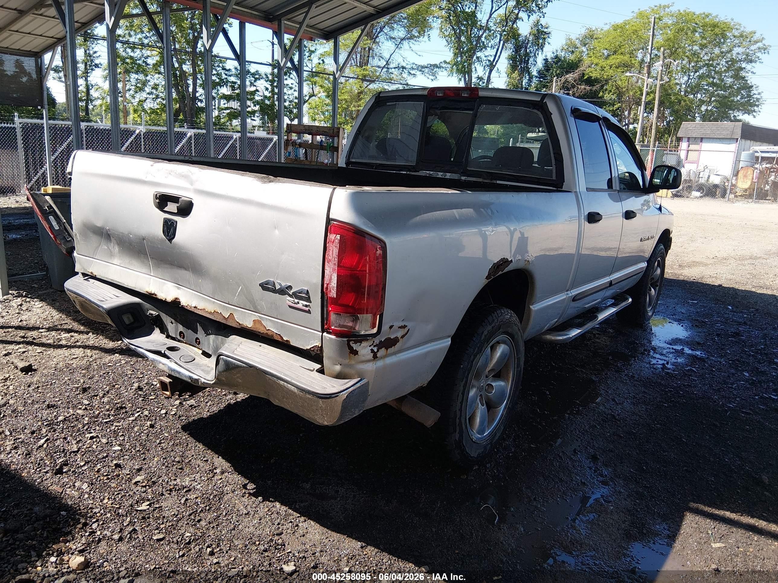 2005 Dodge Ram 1500 Slt/laramie Silver vin: 1D7HU18D35S365181