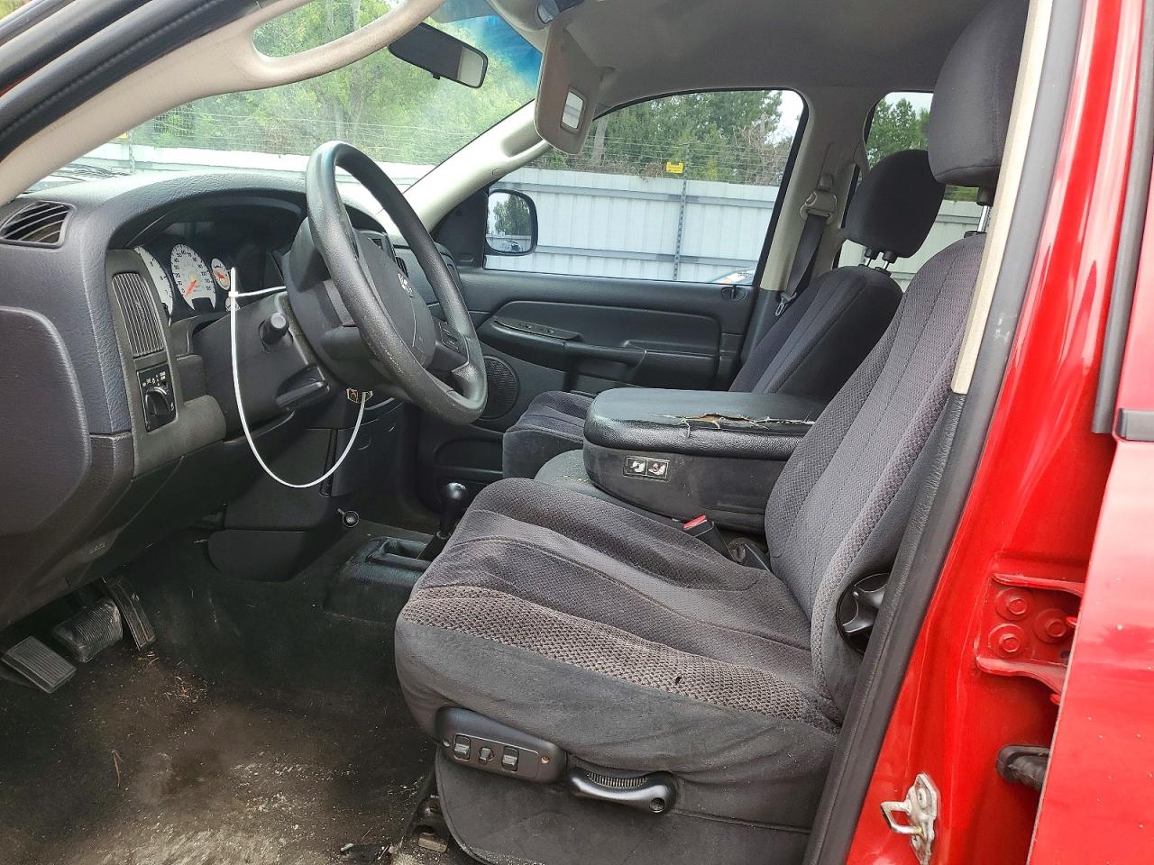 2005 Dodge Ram 1500 St Red vin: 1D7HU18D45J594636