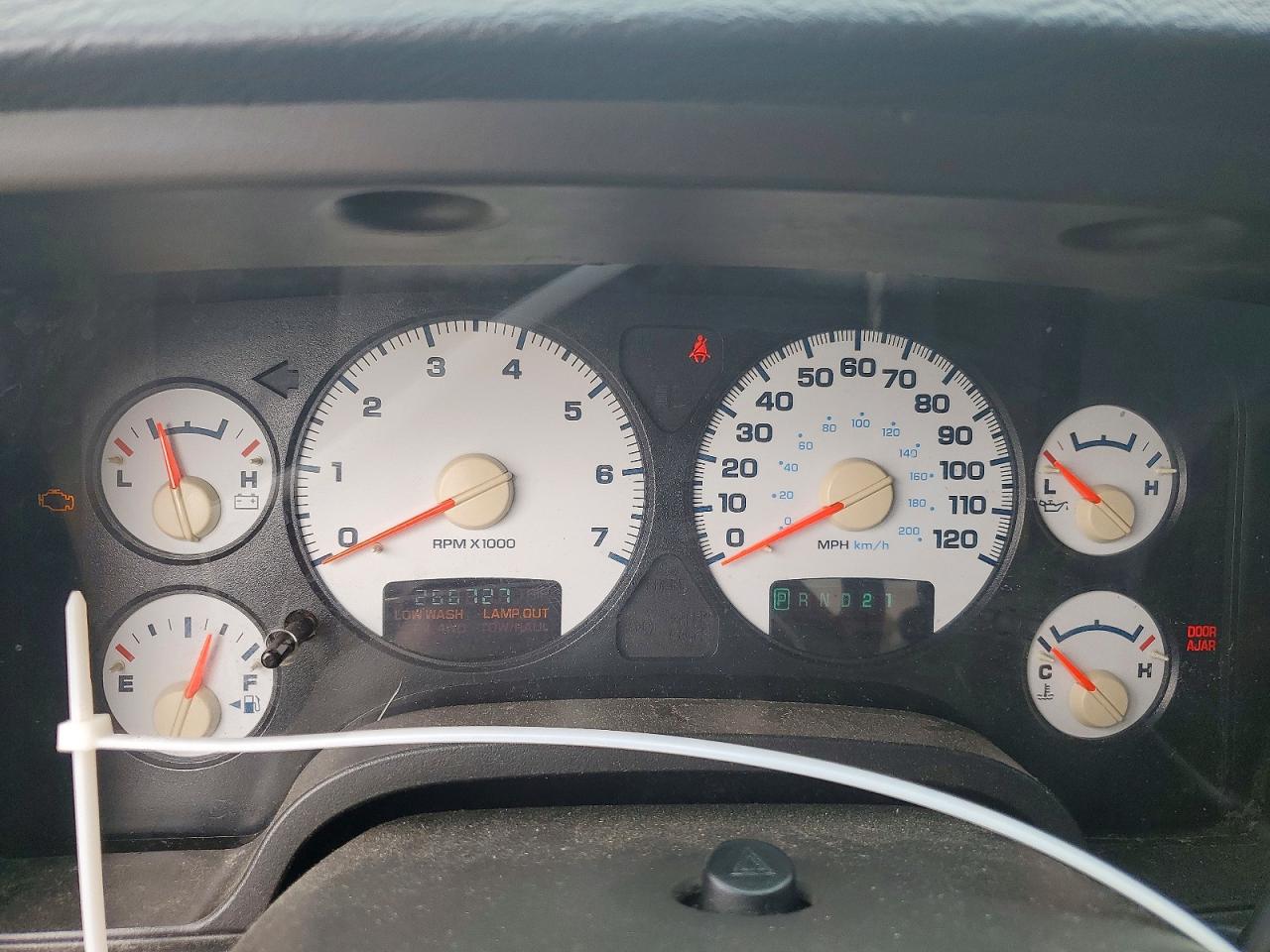 2005 Dodge Ram 1500 St Red vin: 1D7HU18D45J594636