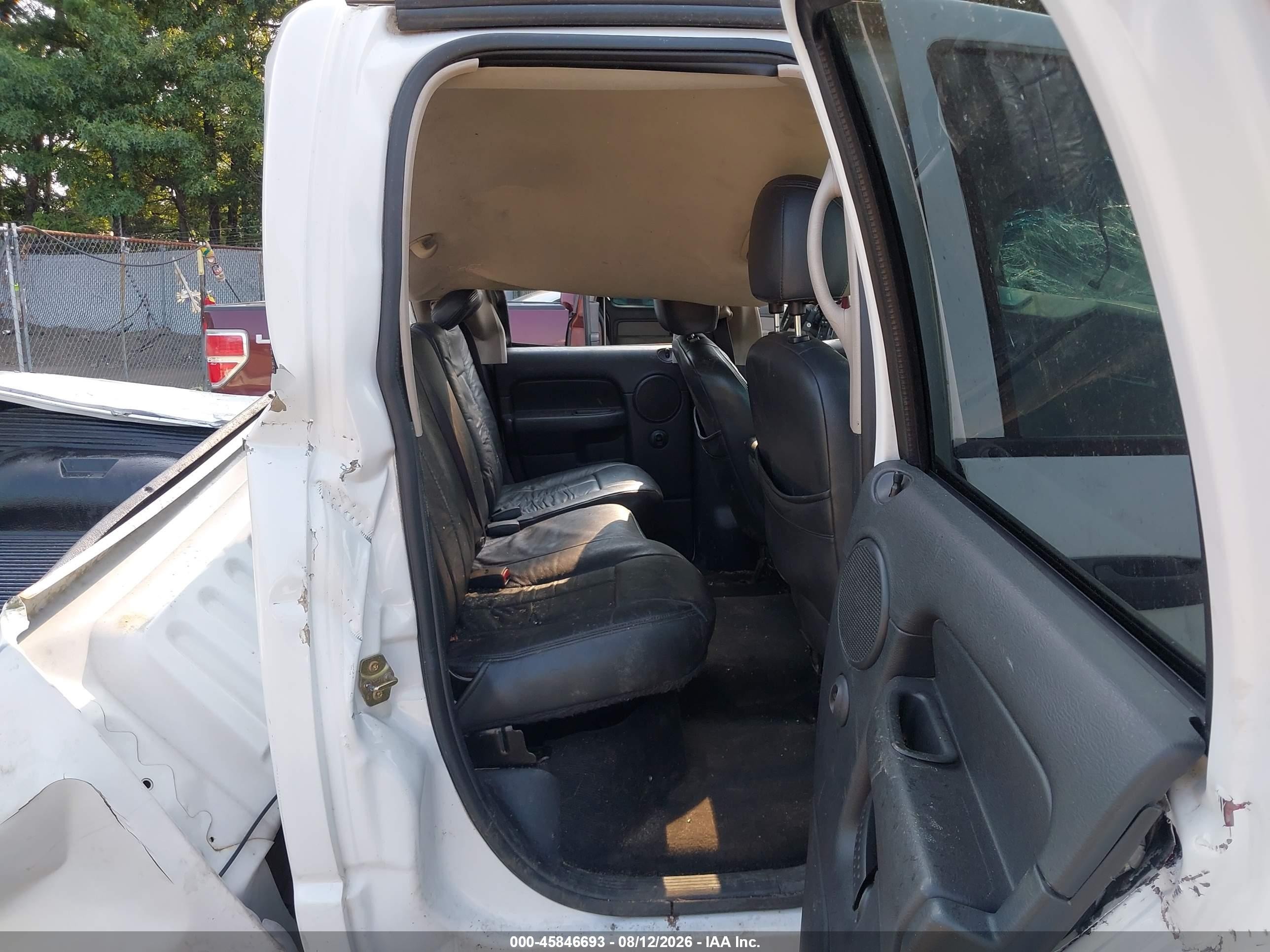 2005 Dodge Ram 1500 Slt/laramie White vin: 1D7HU18D45S192027