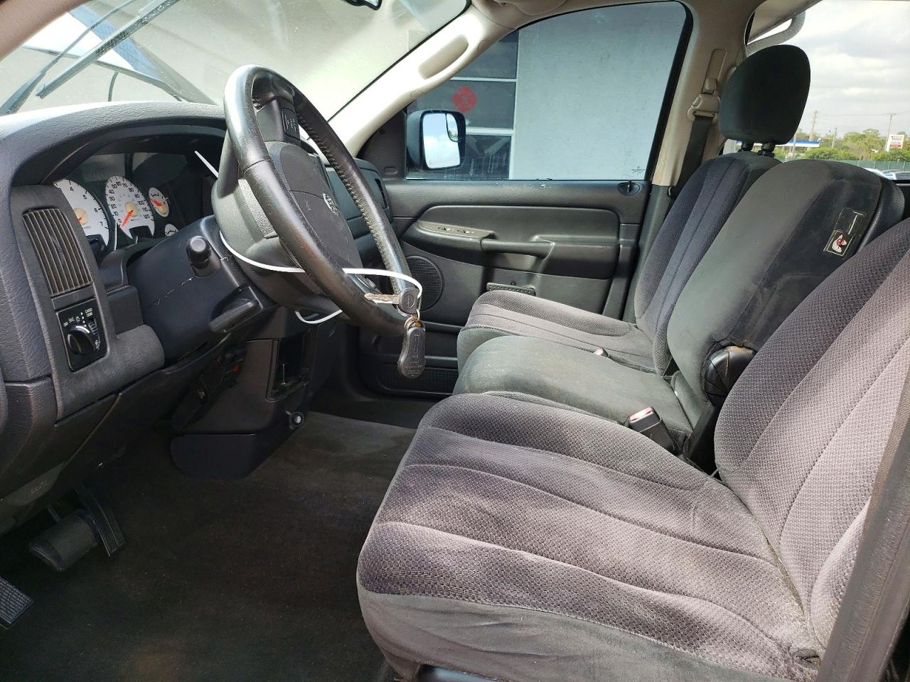 2005 Dodge Ram 1500 St Black vin: 1D7HU18D45S351449