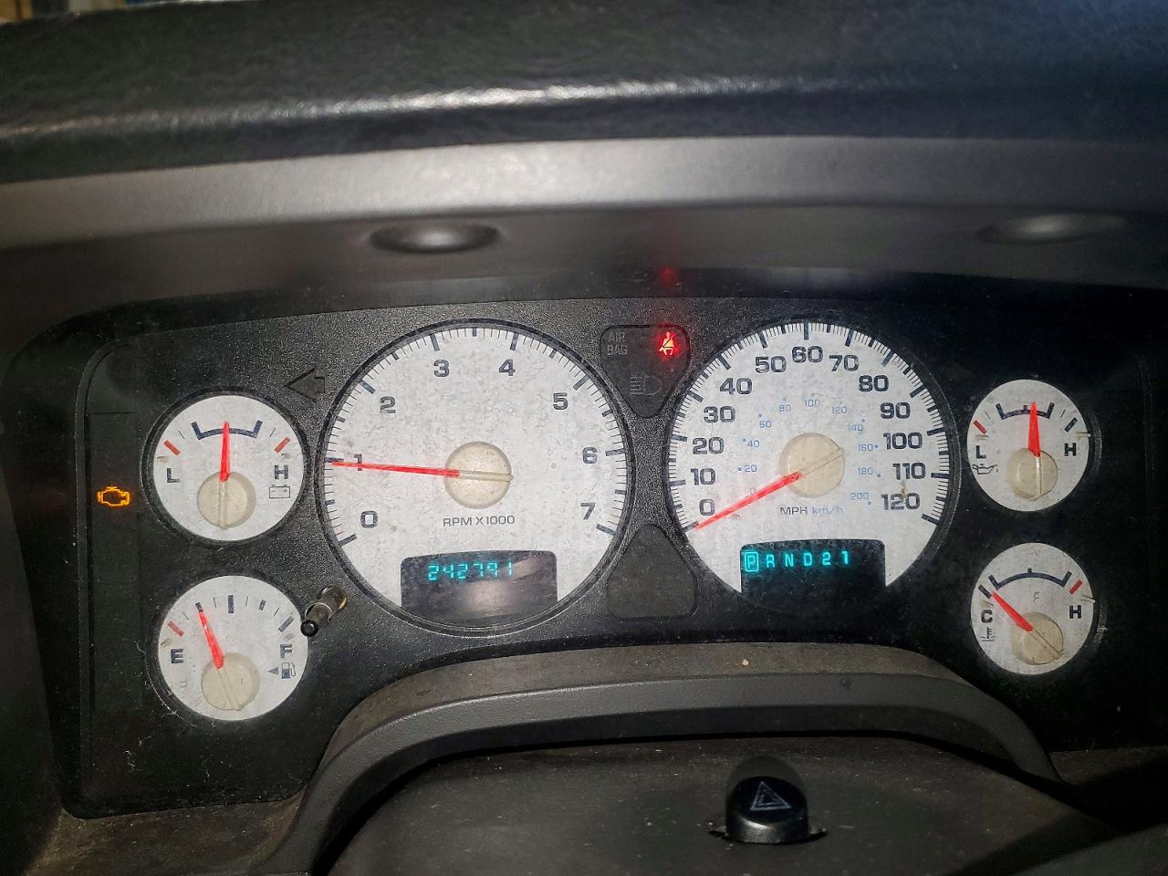 2004 Dodge Ram 1500 St Silver vin: 1D7HU18D54J217960