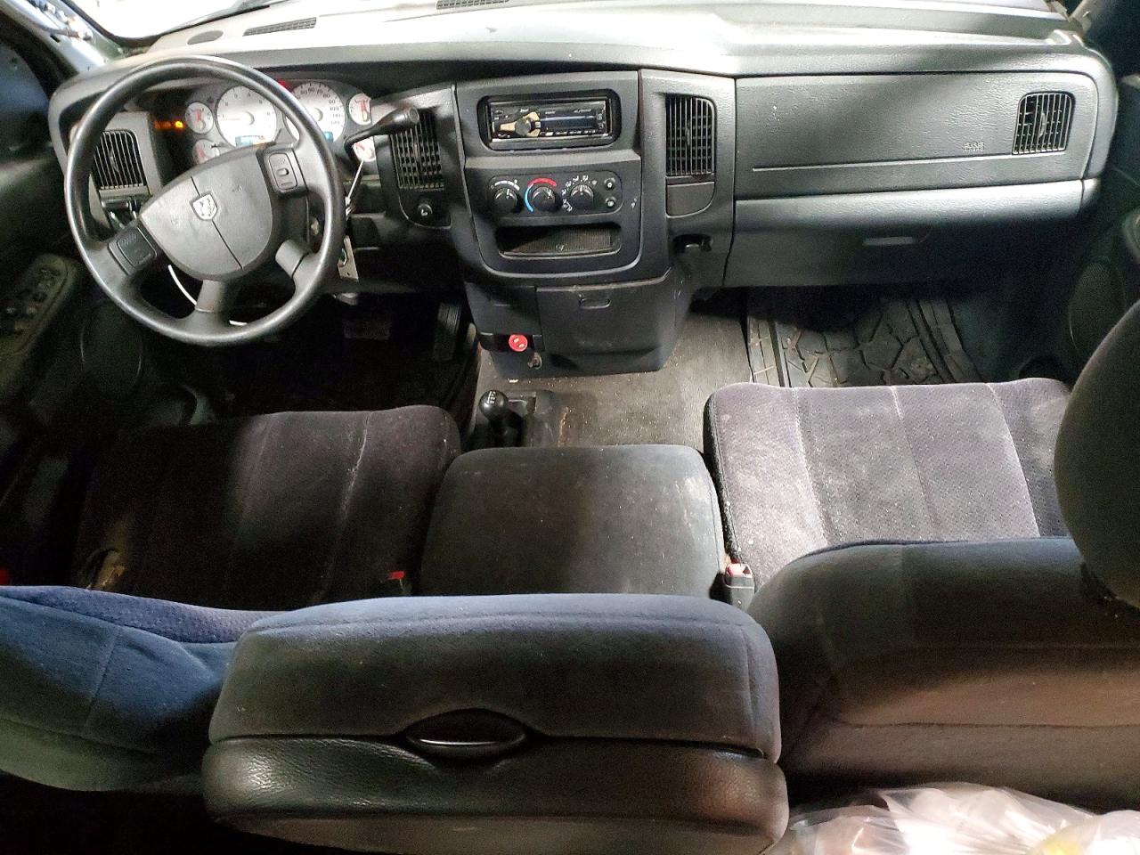 2004 Dodge Ram 1500 St Silver vin: 1D7HU18D54J217960