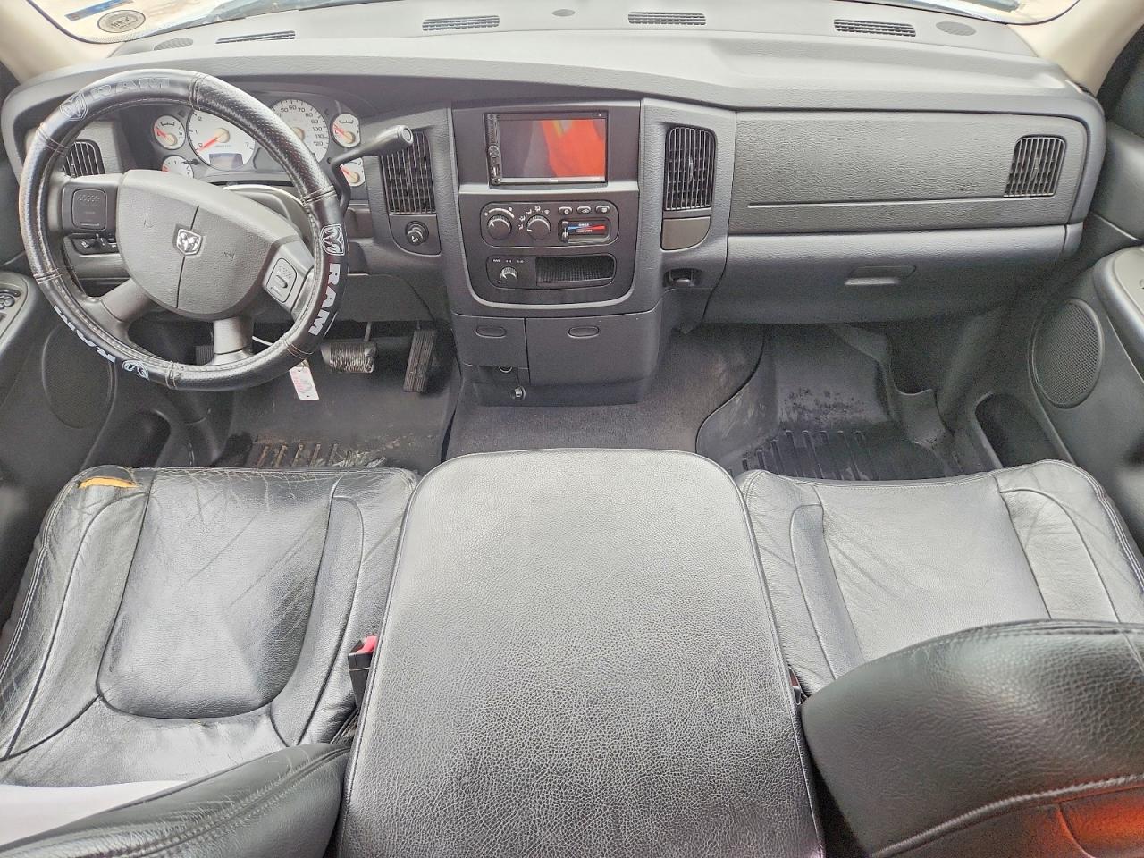 2004 Dodge Ram 1500 St Silver vin: 1D7HU18D54S679252