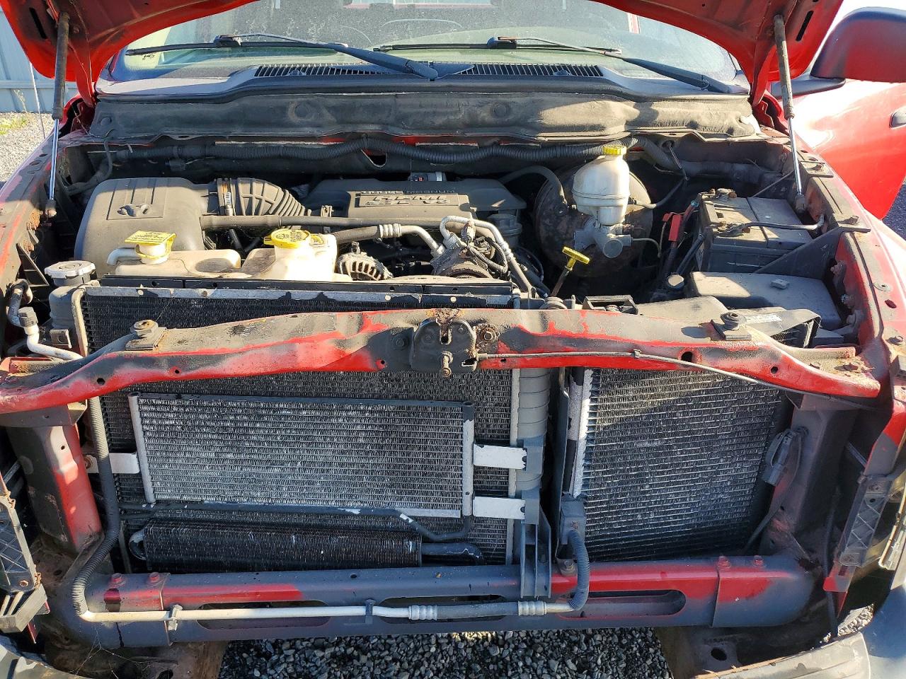 2005 Dodge Ram 1500 St Red vin: 1D7HU18D55J532159
