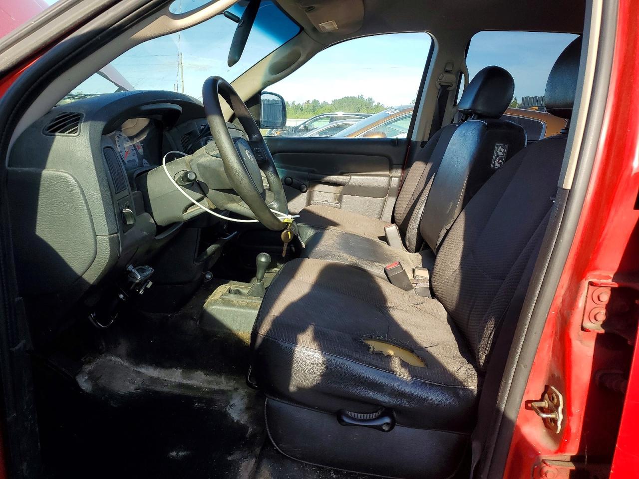 2005 Dodge Ram 1500 St Red vin: 1D7HU18D55J532159