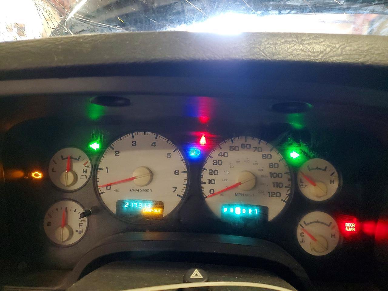 2005 Dodge Ram 1500 St Черный vin: 1D7HU18D55S362119