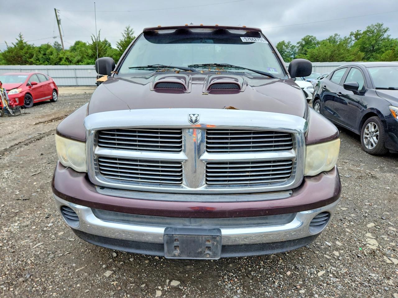 2004 Dodge Ram 1500 St Burgundy vin: 1D7HU18D64J127054