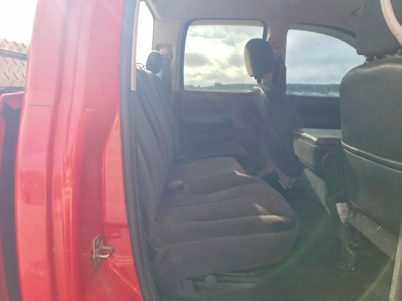 2004 Dodge Ram 1500 St Red vin: 1D7HU18D64J158949