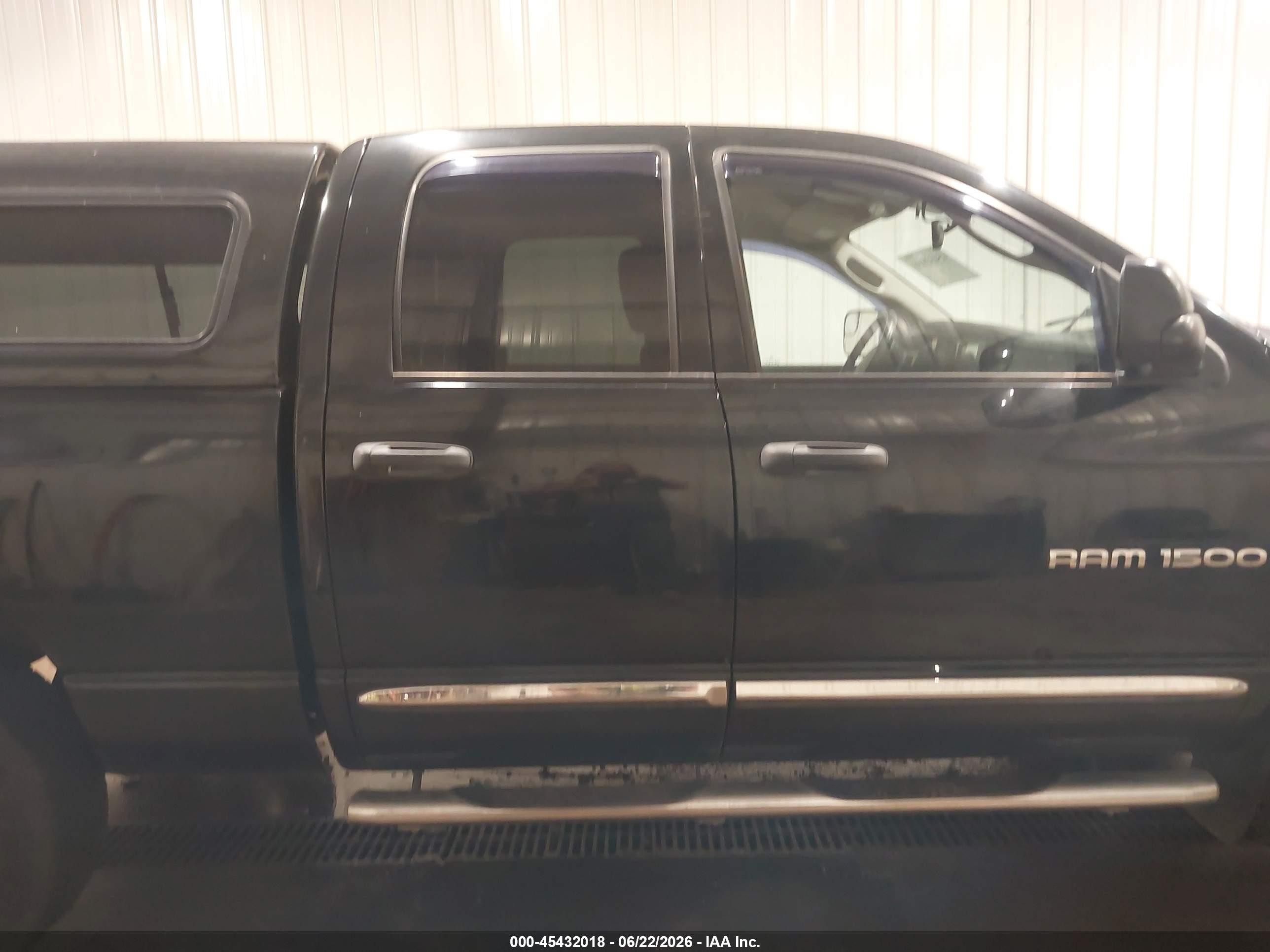 2004 Dodge Ram 1500 Slt/laramie Black vin: 1D7HU18D74S582876