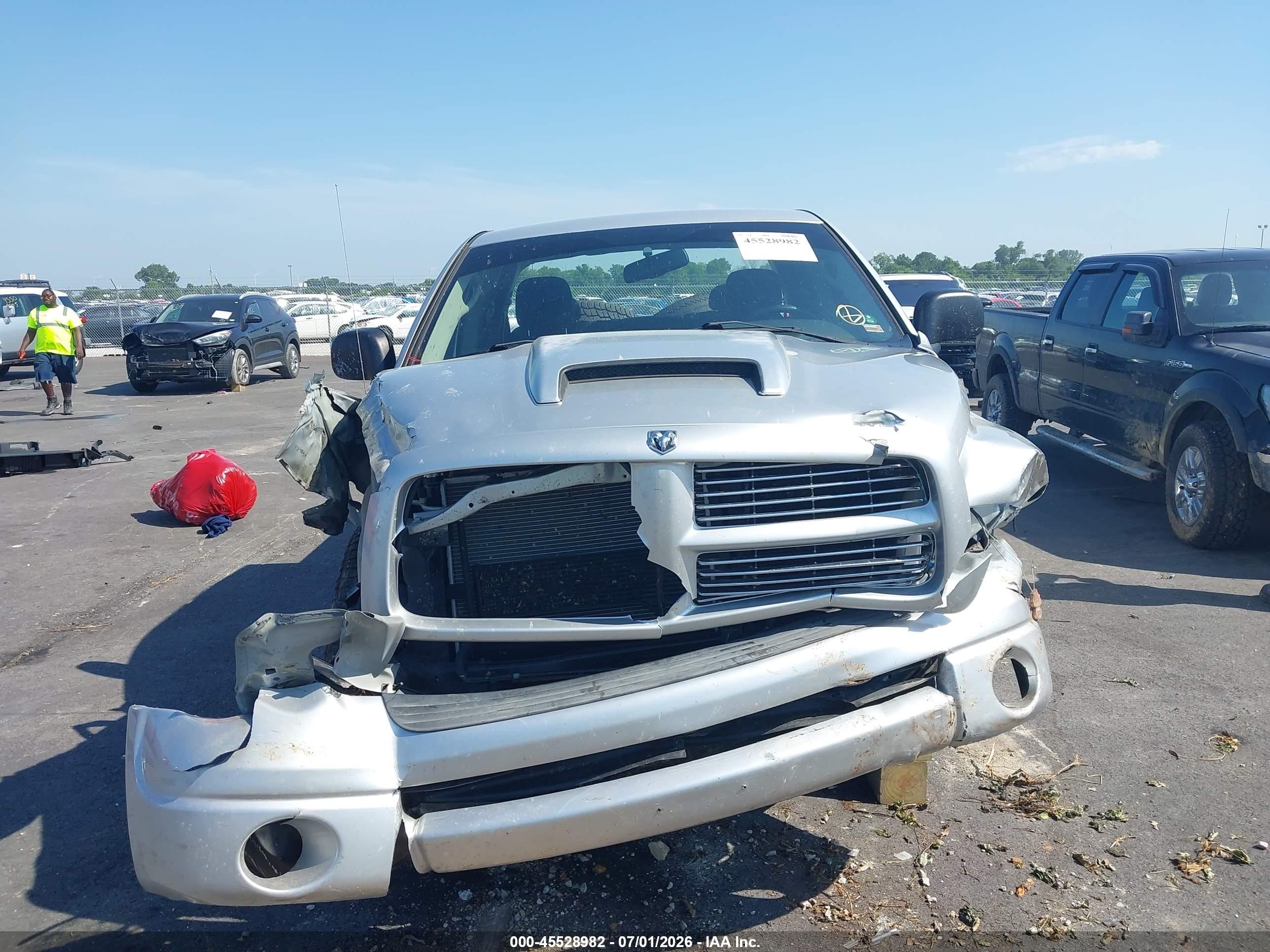 2005 Dodge Ram 1500 Slt/laramie Silver vin: 1D7HU18D75J520403