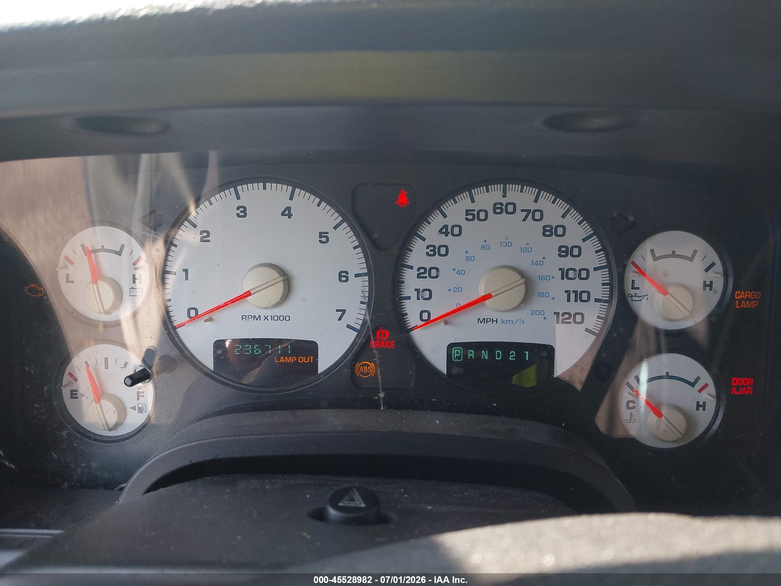 2005 Dodge Ram 1500 Slt/laramie Silver vin: 1D7HU18D75J520403