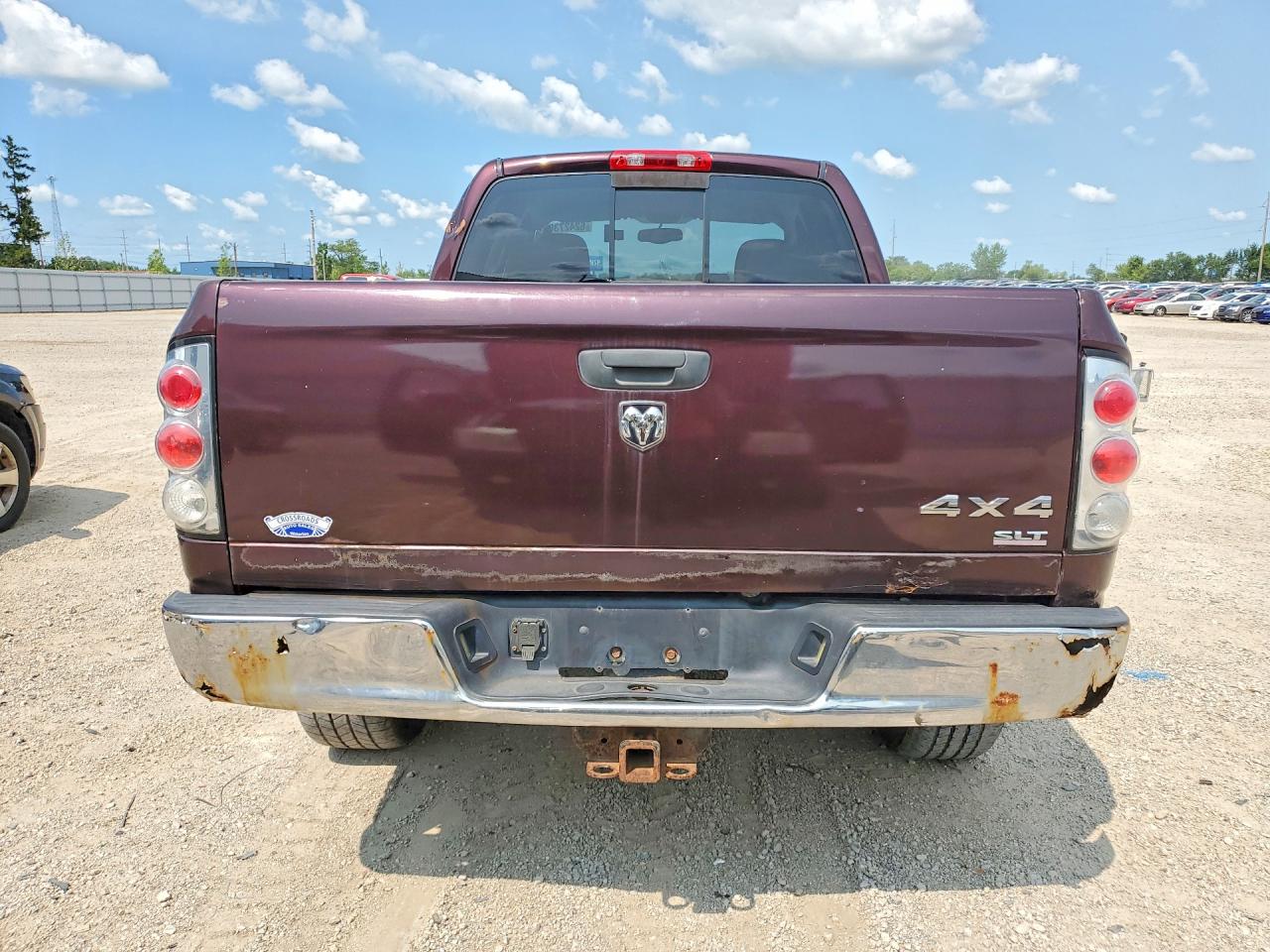 2005 Dodge Ram 1500 St Maroon vin: 1D7HU18D75S108380