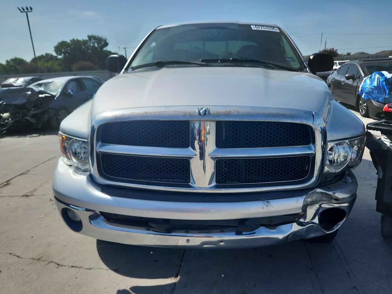 2005 Dodge Ram 1500 St Silver vin: 1D7HU18D75S241804