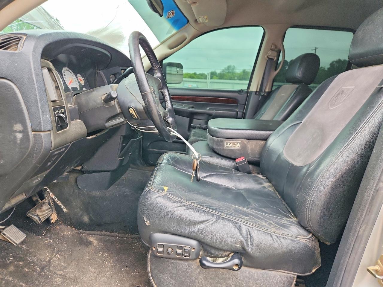 2003 Dodge Ram 1500 St Silver vin: 1D7HU18D83J594460