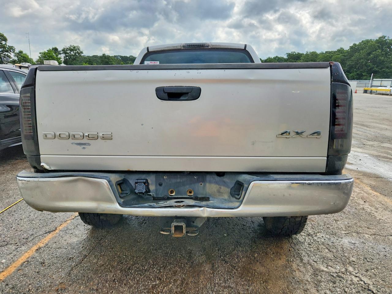 2004 Dodge Ram 1500 St/slt Two Tone vin: 1D7HU18D84J119022