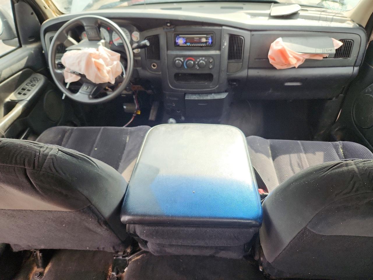 2004 Dodge Ram 1500 St/slt Two Tone vin: 1D7HU18D84J119022